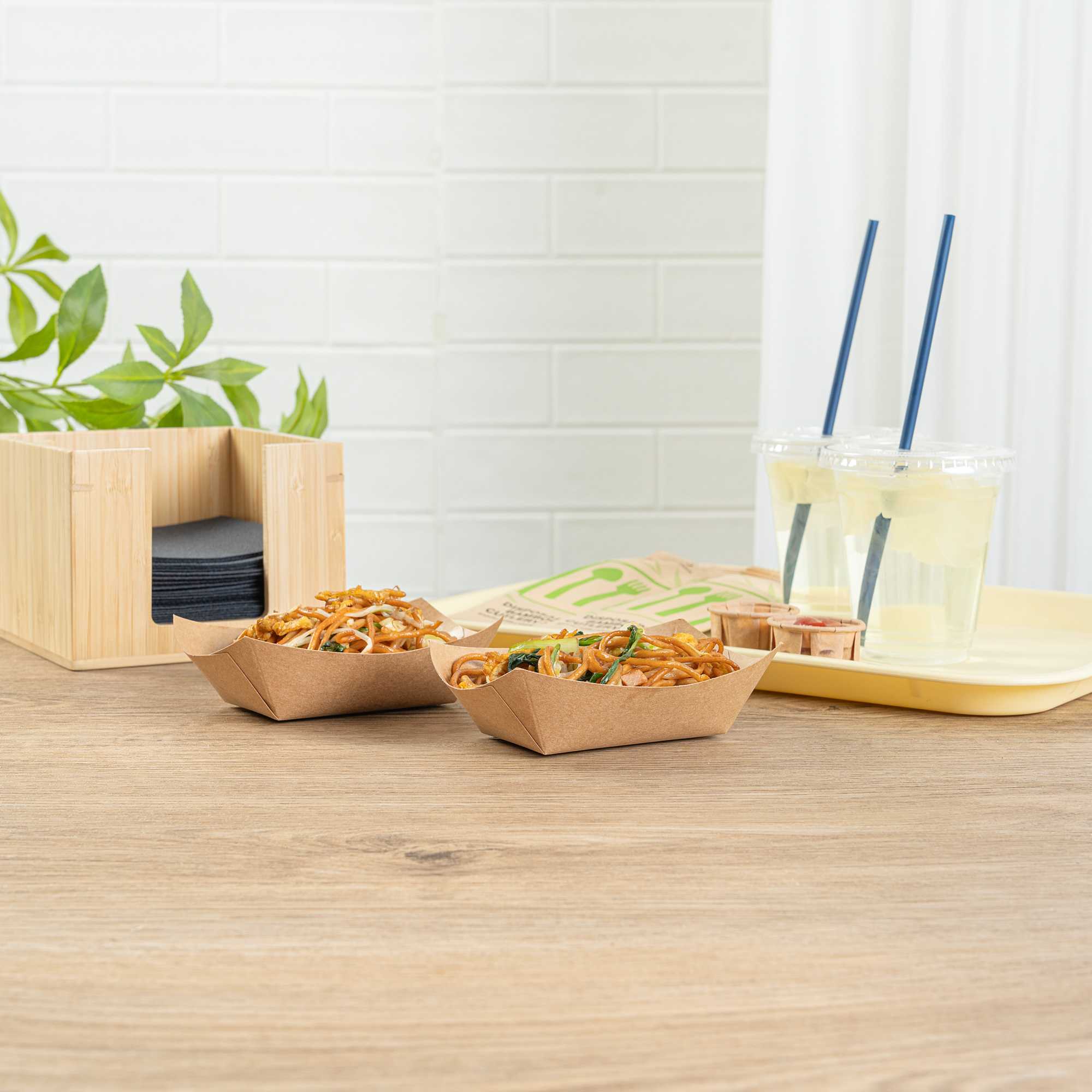 Bio Tek 6 oz Kraft Paper #40 Food Tray / Boat - 5" x 4" x 1 1/2" - 50 count box
