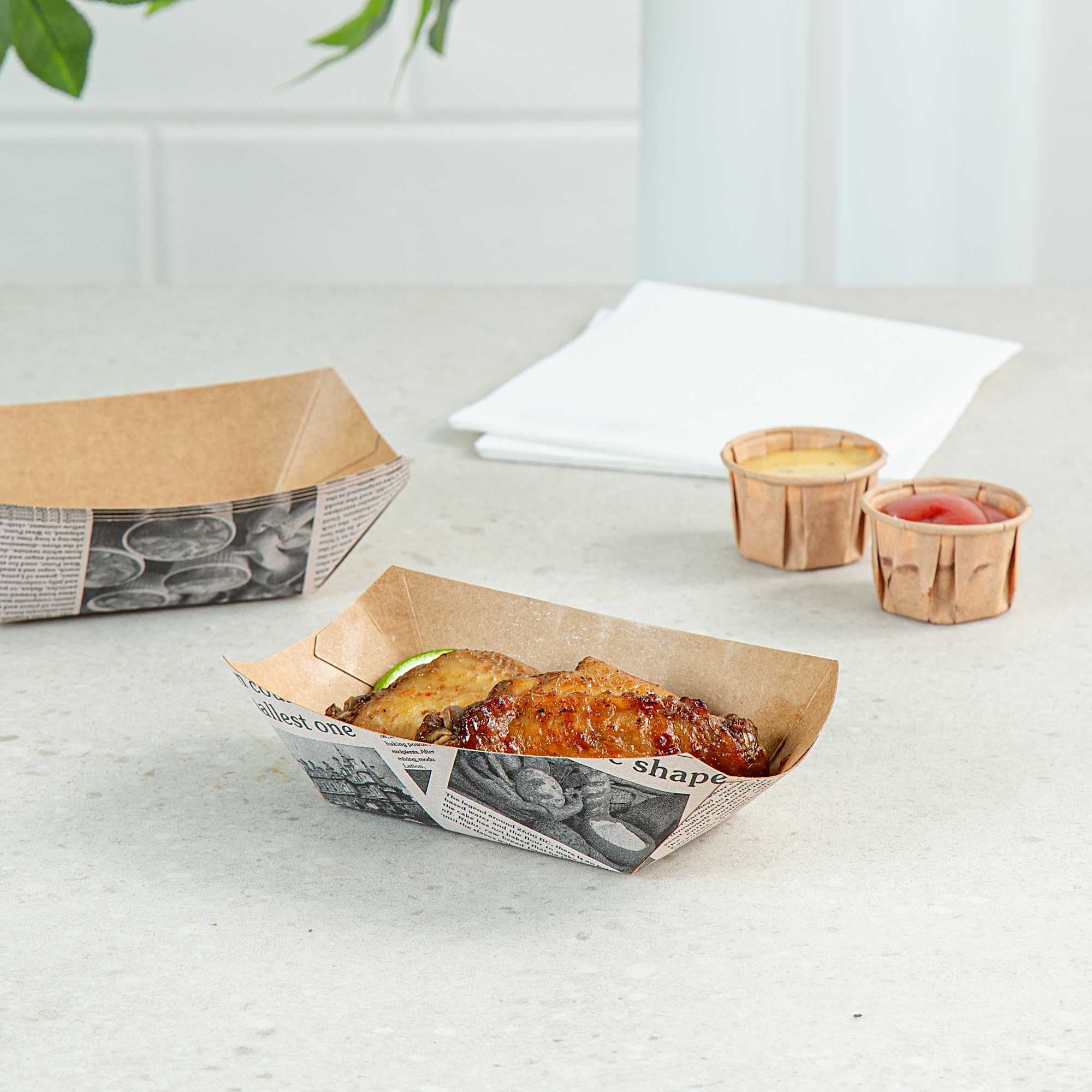 Bio Tek 6 oz Newsprint Paper #40 Food Tray / Boat - 5" x 4" x 1 1/2" - 400 count box