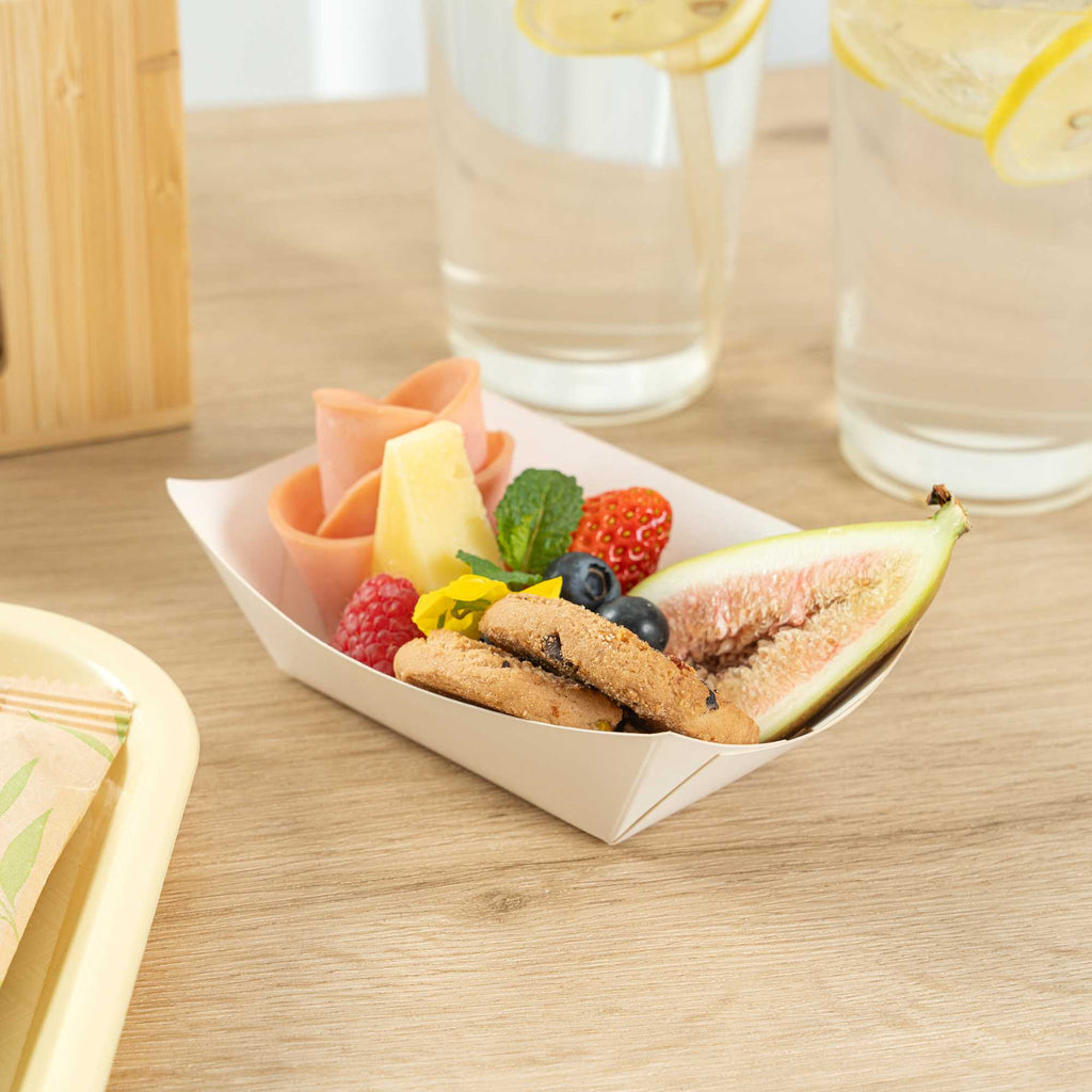 Bio Tek 6 oz White Paper #40 Food Tray / Boat - 5" x 4" x 1 1/2" - 50 count box