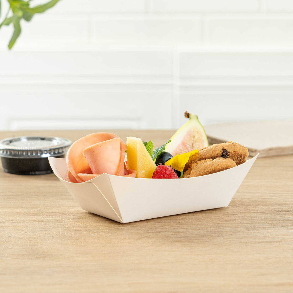 Bio Tek 6 oz White Paper #40 Food Tray / Boat - 5" x 4" x 1 1/2" - 400 count box