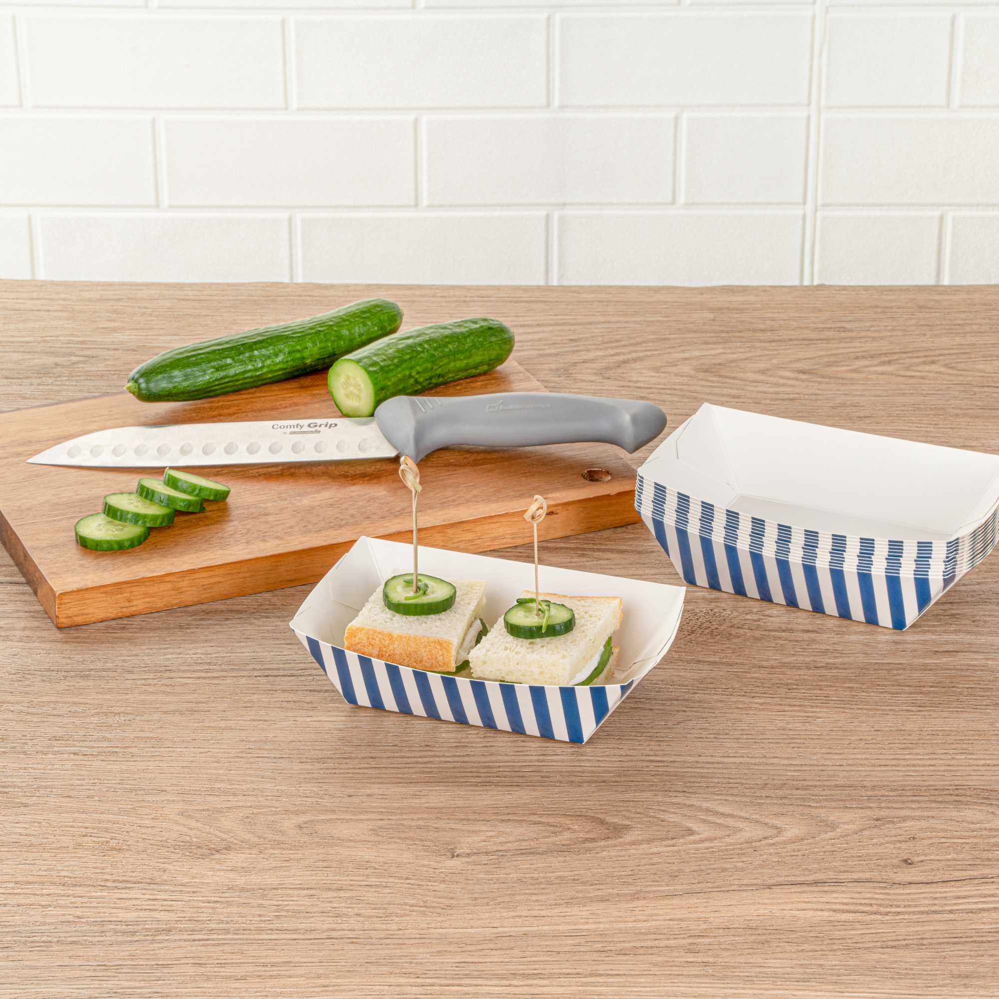 Bio Tek 1/2 lb Blue and White Stripe Paper #50 Food Tray / Boat - 4 1/4" x 2 3/4" x 1 1/2" - 400 count box