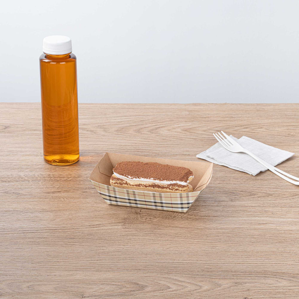 Bio Tek 1/2 lb Plaid Paper #50 Food Tray / Boat - 4 1/4" x 2 3/4" x 1 1/2" - 400 count box
