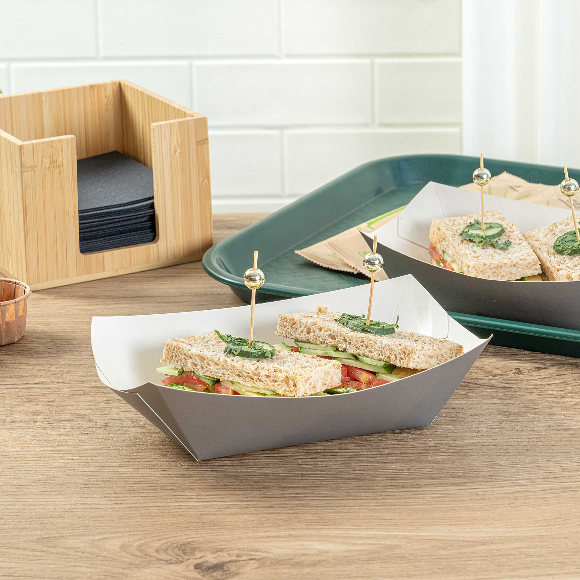 Bio Tek 1 lb Gray Paper #100 Food Tray / Boat - 5 1/2" x 3 1/2" x 2" - 50 count box