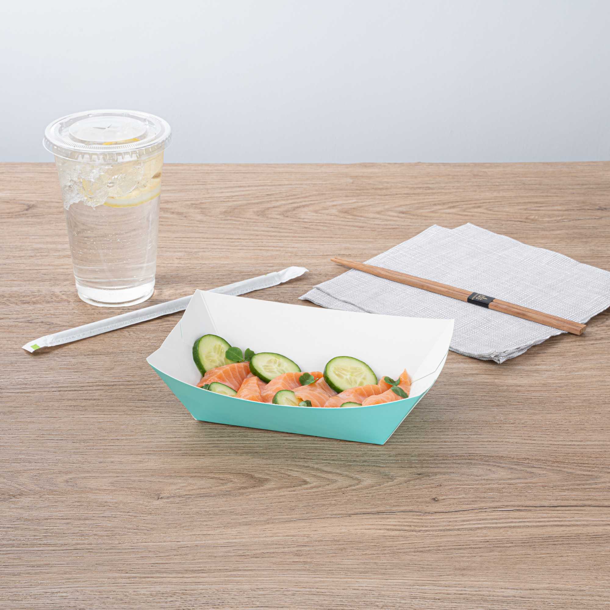 Bio Tek 1 lb Turquoise Paper #100 Food Tray / Boat - 5 1/2" x 3 1/2" x 2" - 200 count box