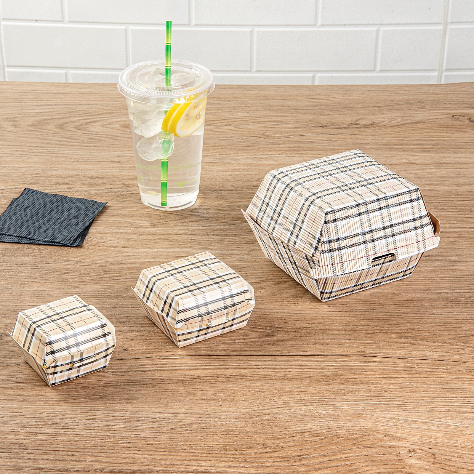 Bio Tek Plaid Paper Burger Box - Ripple Wall - 4" x 4" x 3 3/4" - 100 count box
