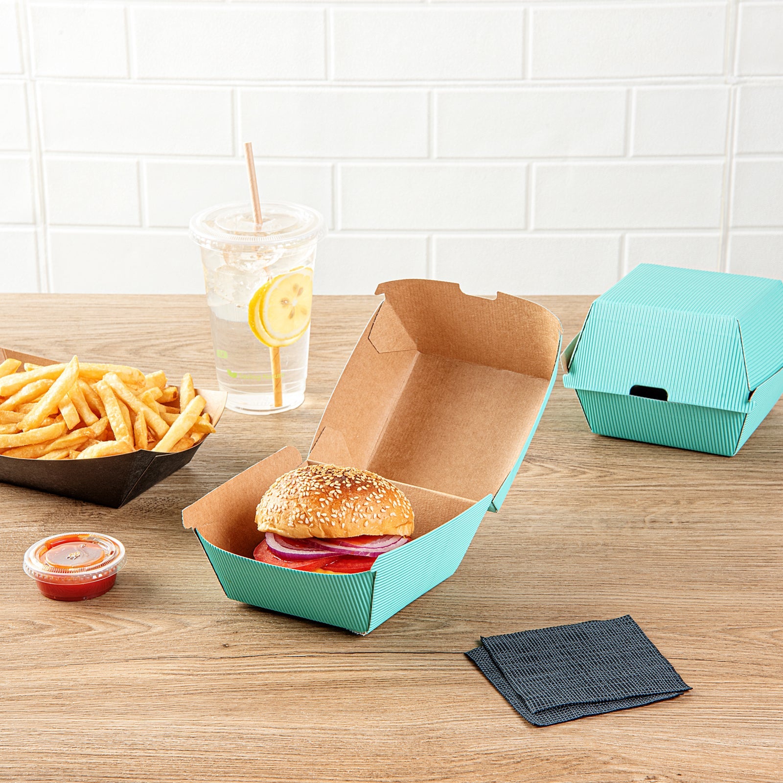 Bio Tek Turquoise Paper Burger Box - Ripple Wall - 4" x 4" x 3 3/4" - 100 count box