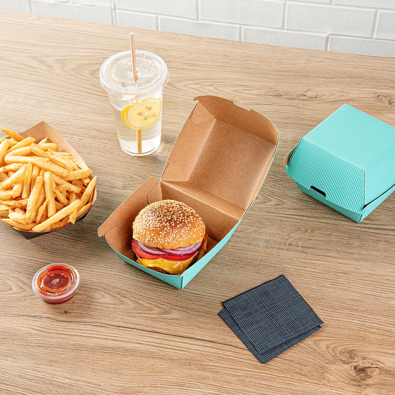 Bio Tek Turquoise Paper Burger Box - Ripple Wall - 4" x 4" x 3 3/4" - 100 count box