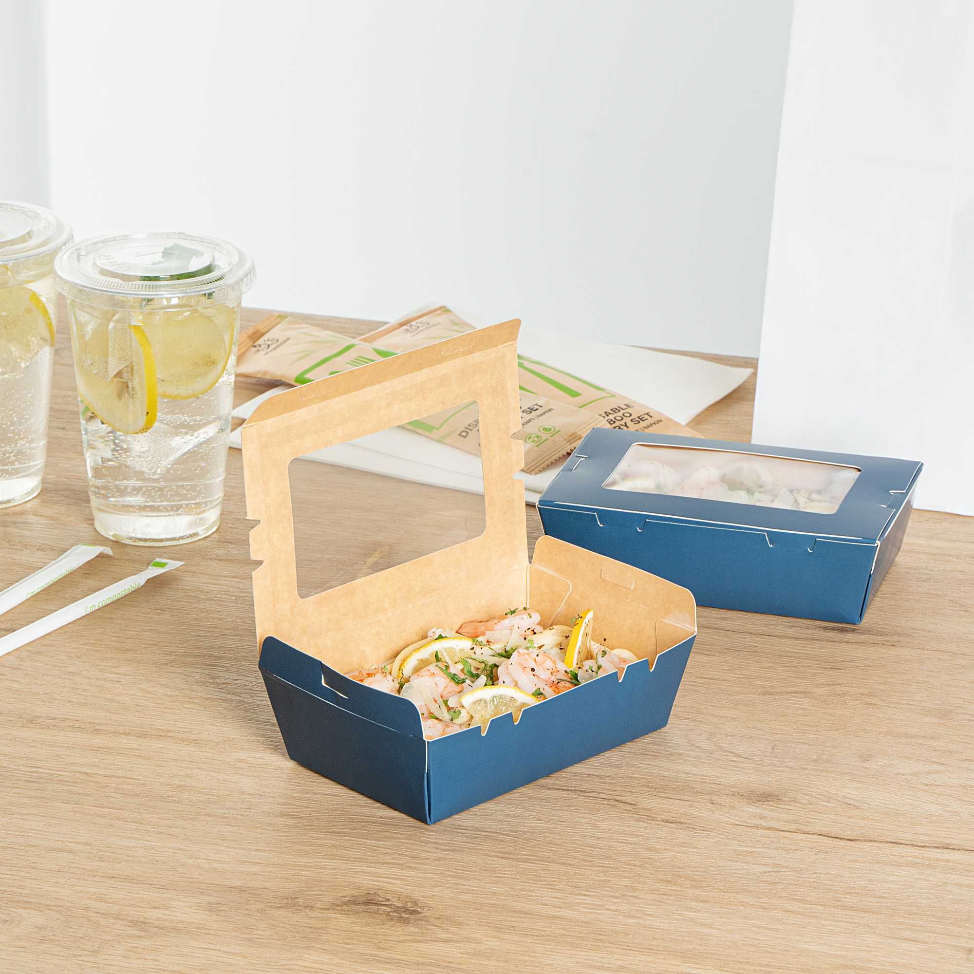 Cafe Vision 21 oz Midnight Blue Paper Small Take Out Container - Hinge Lock - 6 1/4" x 4" x 1 3/4" - 50 count box