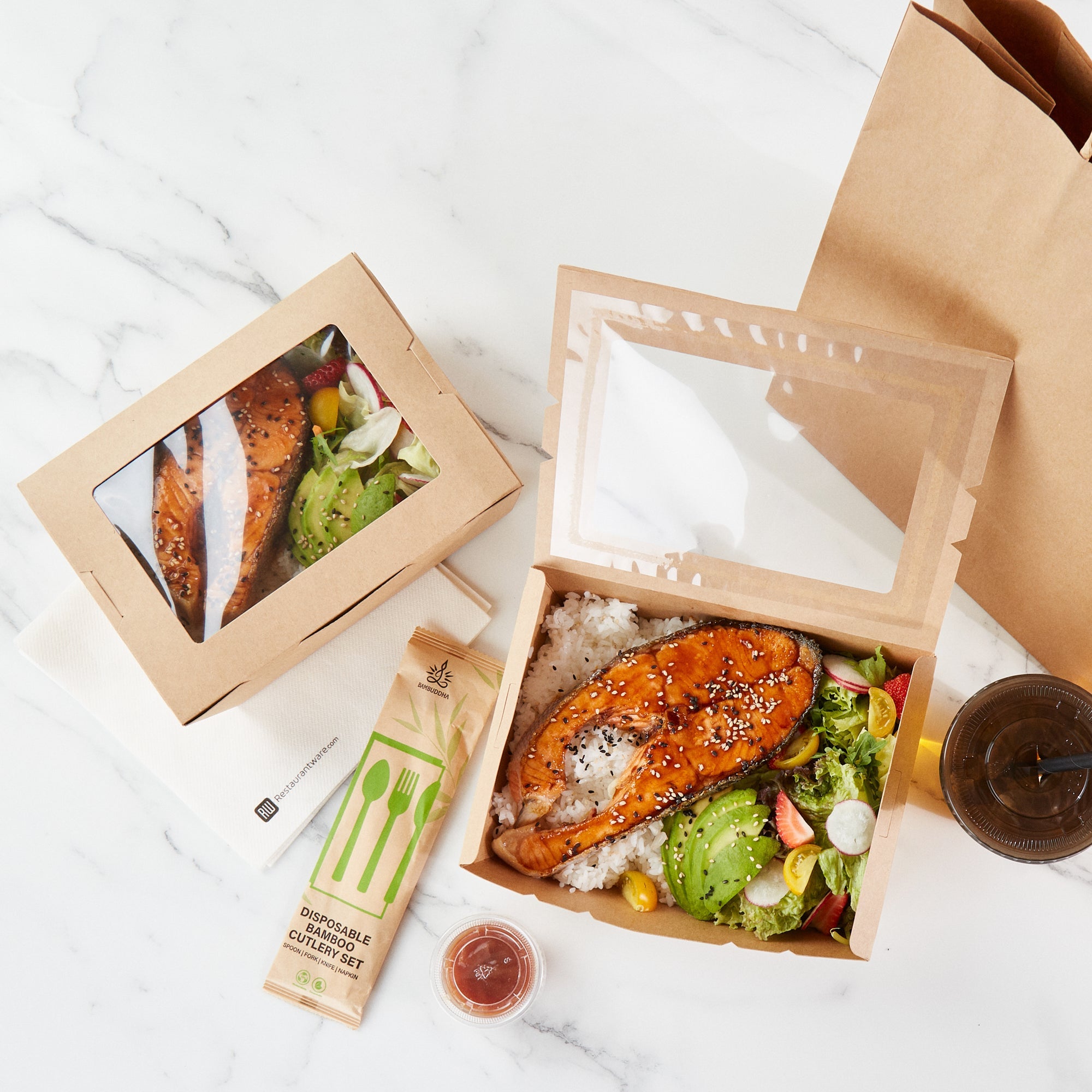 Cafe Vision 71 oz Kraft Paper Large Take Out Container - Hinge Lock - 8 3/4'' x 6 1/2'' x 2 1/2'' - 200 count box