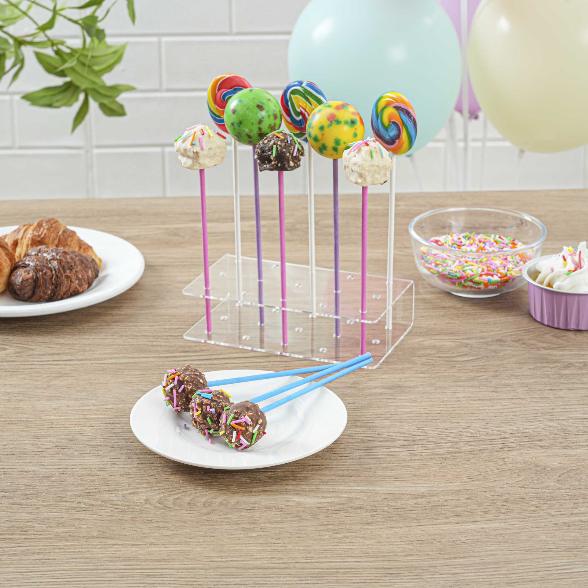 Pastry Tek Purple Paper Cake Pop and Lollipop Stick - Biodegradable - 6" x 5/32" - 100 count box