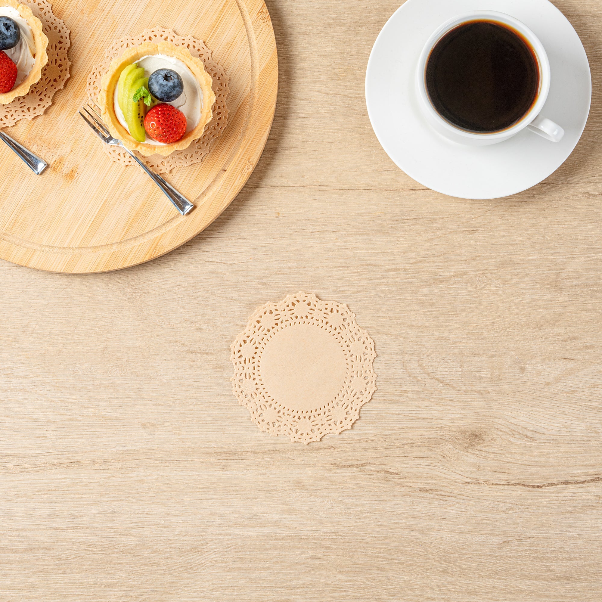 Pastry Tek Round Kraft Paper Doilies - Lace - 4" x 4" - 4000 count box