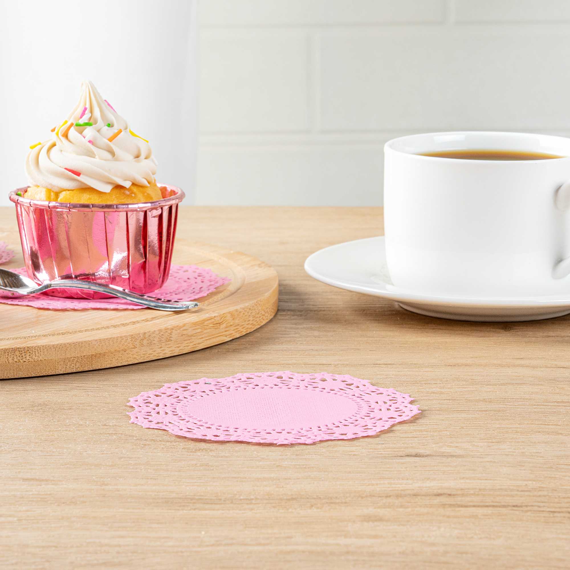 Pastry Tek Round Pink Paper Doilies - Lace - 4" x 4" - 100 count box