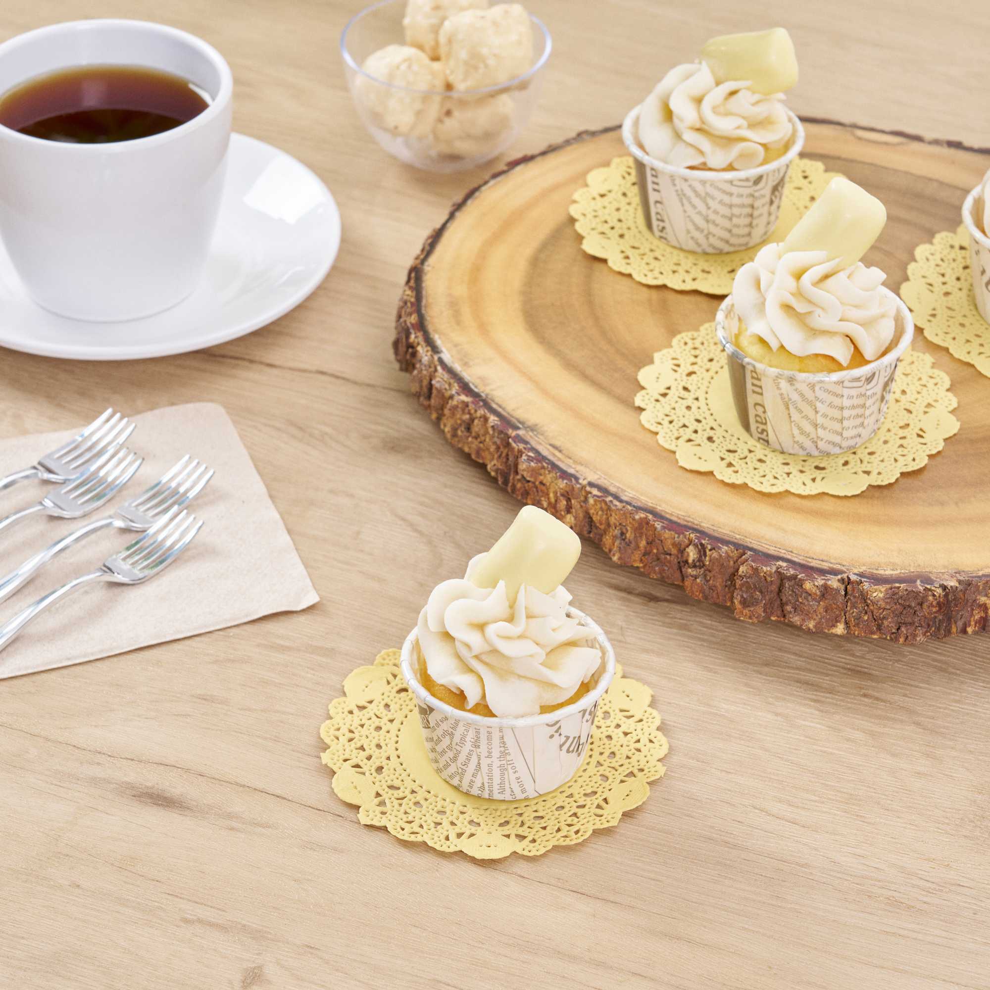 Pastry Tek Round Yellow Paper Doilies - Lace - 4" x 4" - 100 count box