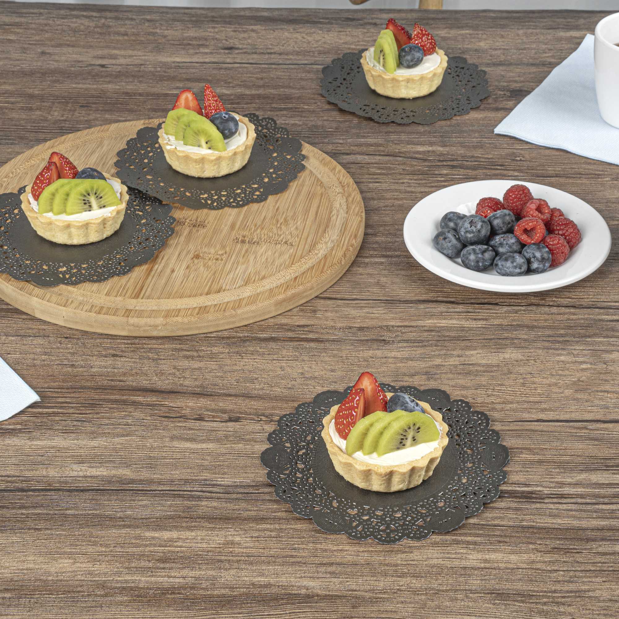 Pastry Tek Round Black Paper Doilies - Lace - 6" x 6" - 100 count box