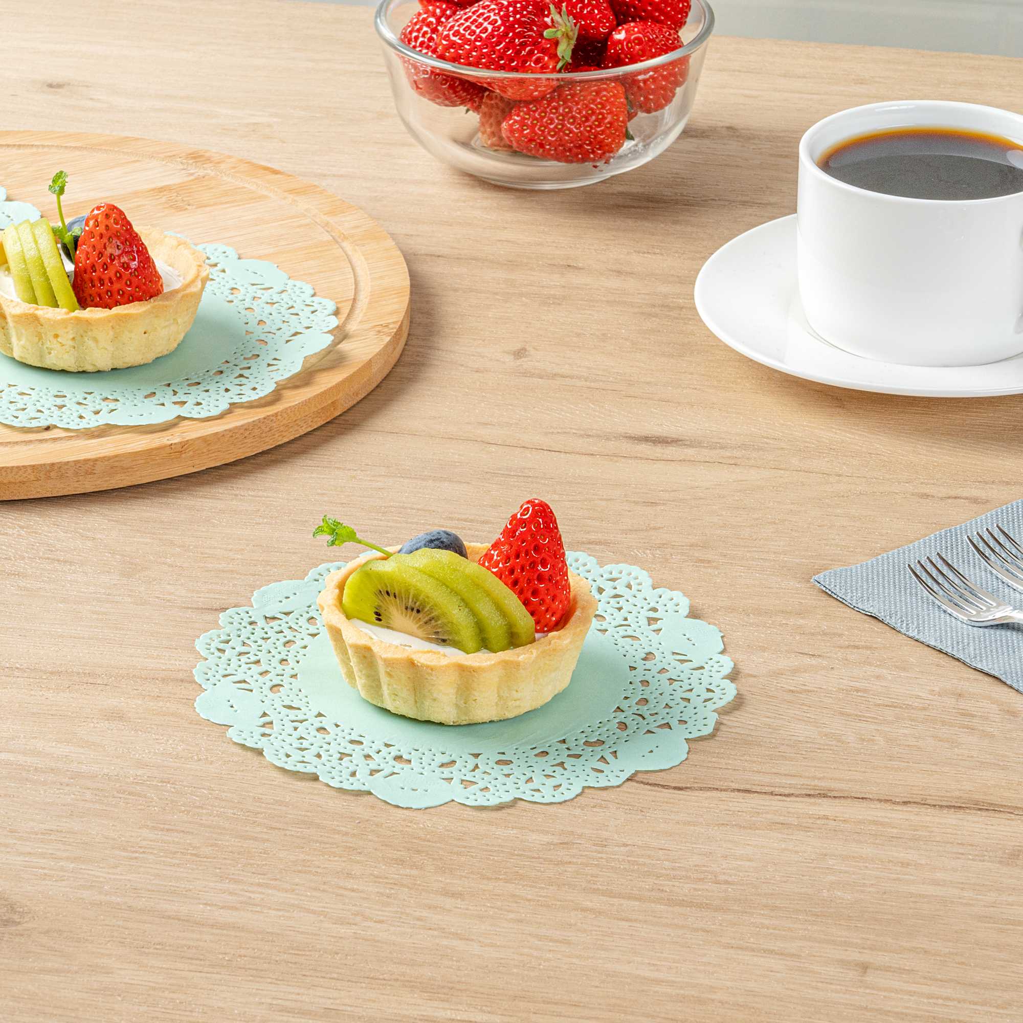 Pastry Tek Round Teal Paper Doilies - Lace - 6" x 6" - 4000 count box