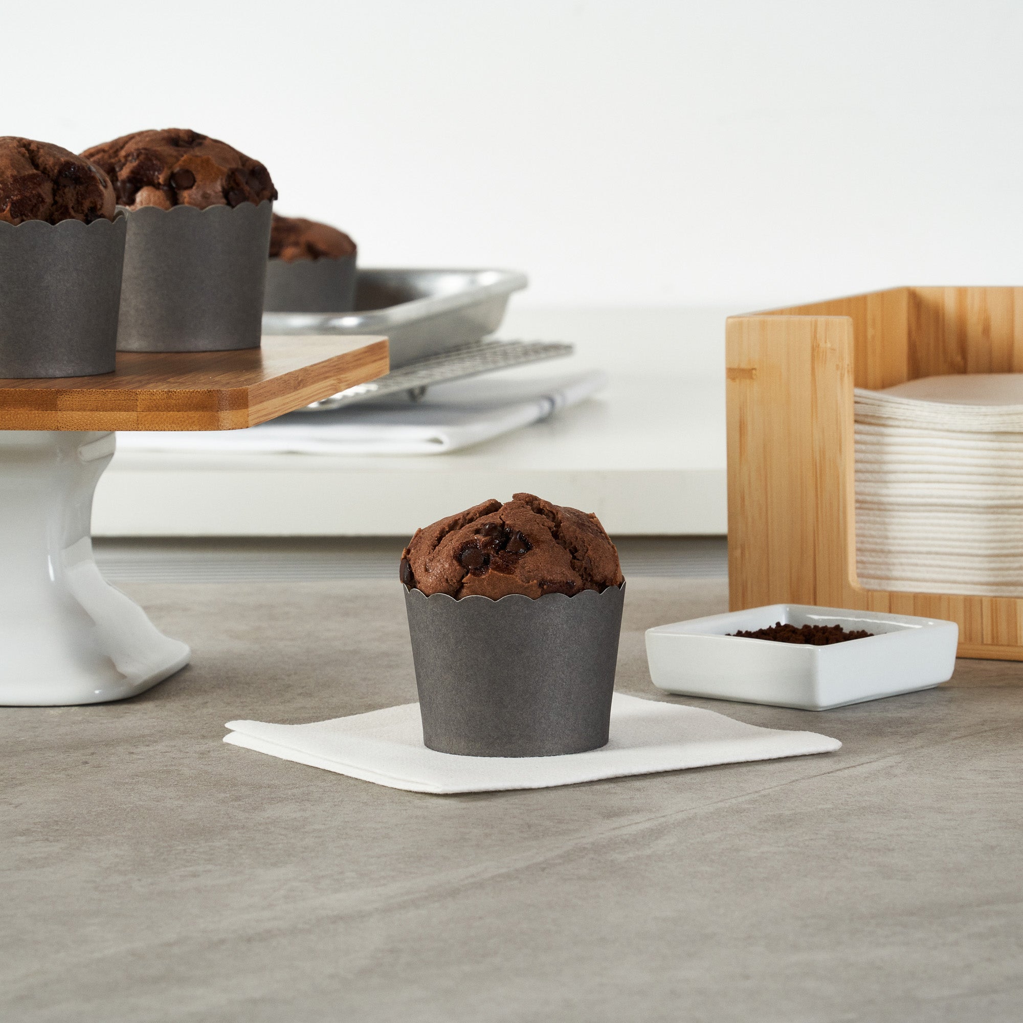 Panificio 3 oz Round Gray Paper Mini Baking Cup - Scalloped - 2 1/2" x 2 1/2" x 1 3/4" - 200 count box