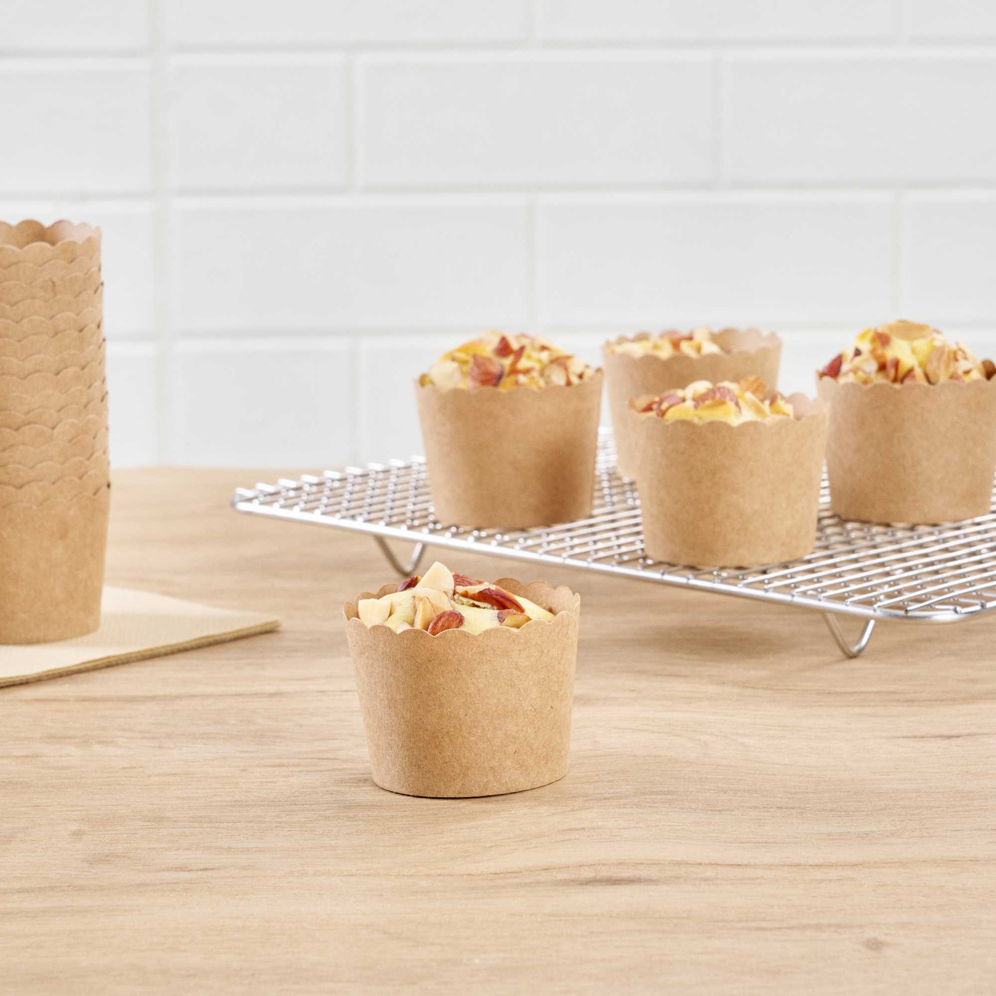 Panificio 3 oz Kraft Paper Mini Baking Cup - Scalloped - 2 1/2" x 2 1/2" x 1 3/4" - 200 count box