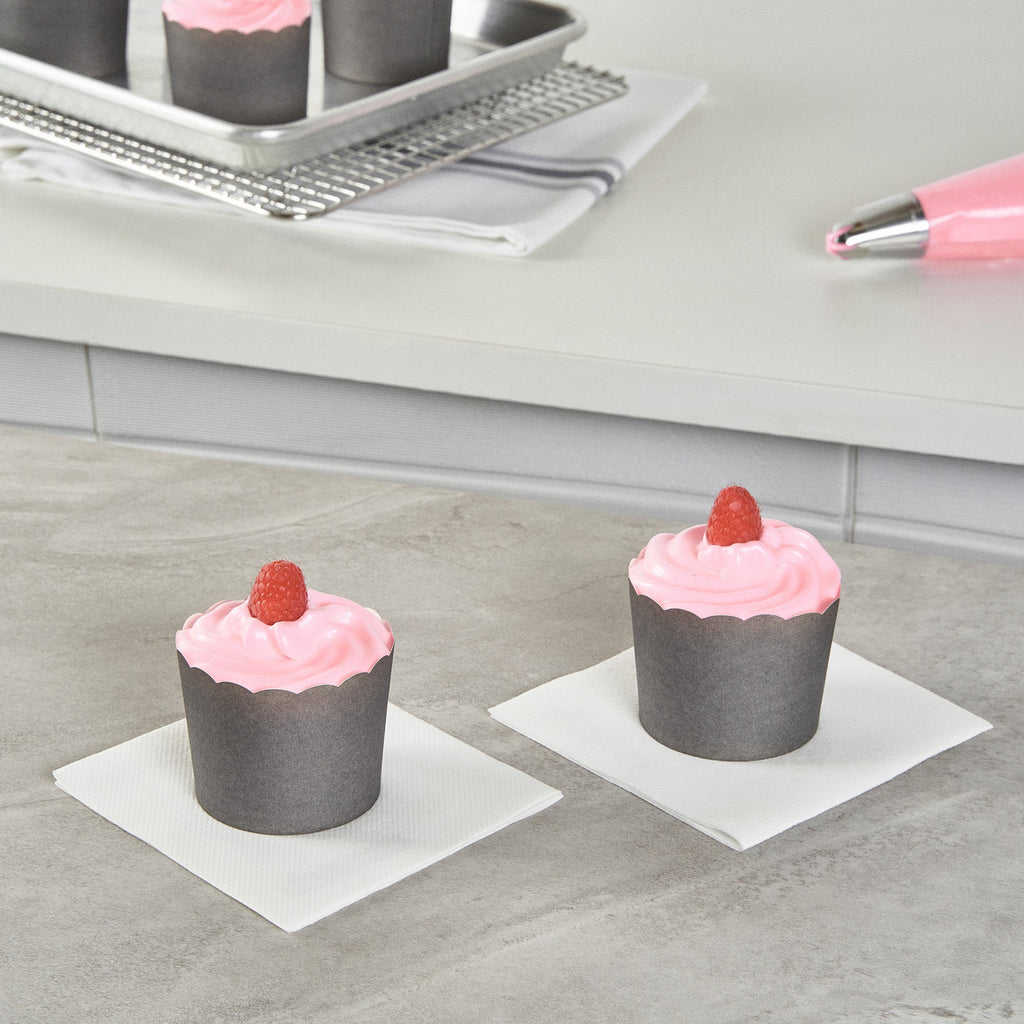 Panificio 6 oz Round Gray Paper Classic Baking Cup - Scalloped - 2 3/4" x 2 3/4" x 2 1/4" - 200 count box