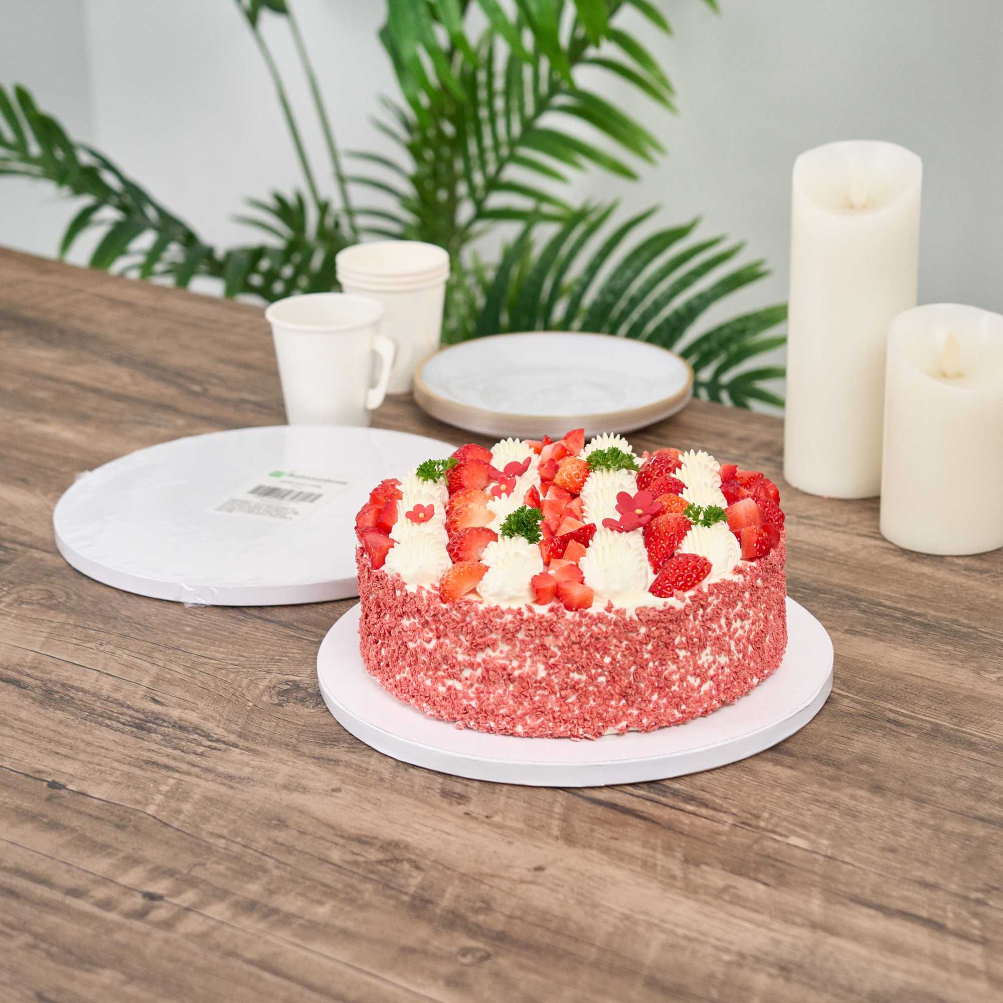 Pastry Tek Round White Cardboard Cake Drum Board - Covered Edge - 10" x 10" x 1/2" - 1 count box