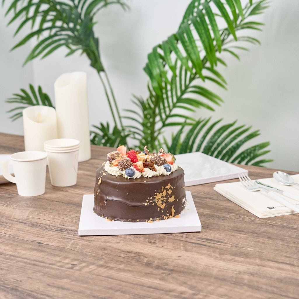Pastry Tek Square White Cardboard Cake Drum Board - Covered Edge - 8" x 8" x 1/2" - 1 count box