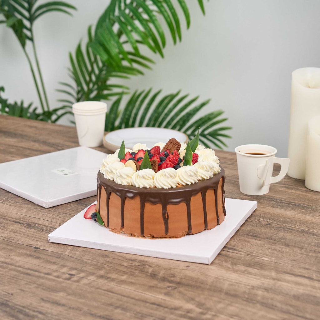 Pastry Tek Square White Cardboard Cake Drum Board - Covered Edge - 10" x 10" x 1/2" - 1 count box
