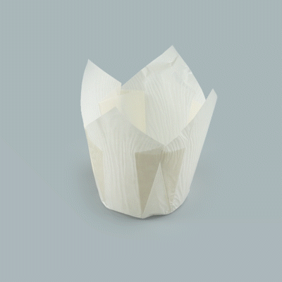Panificio 4 oz White Paper Tulip Baking Cup - Greaseproof - 3 1/2" x 3 1/2" x 3 1/2" - 200 count box