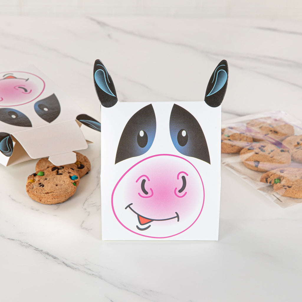 Pastry Tek Paper Happy Cow Candy and Gift Box - 4" x 2" x 5" - 100 count box
