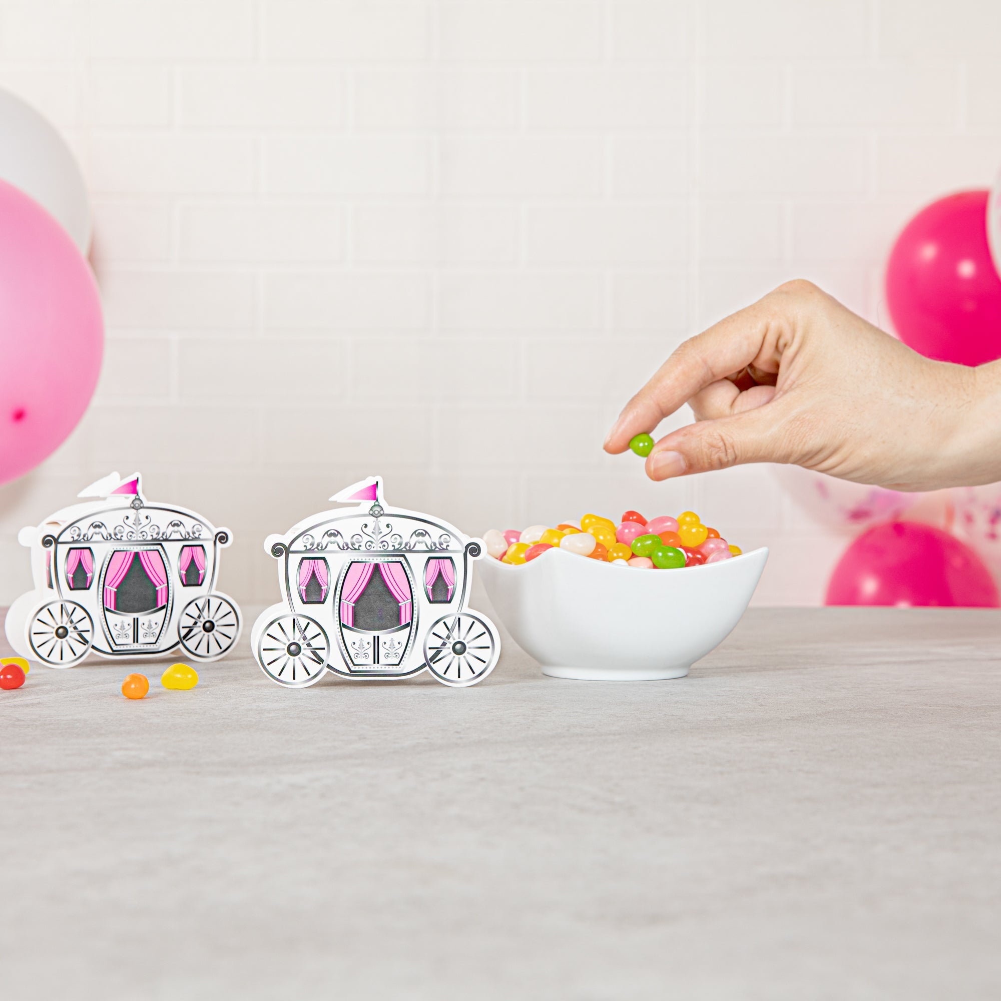 Pastry Tek White Paper Princess Carriage Candy and Gift Box - 2 1/2" x 1 1/4" x 1 3/4" - 100 count box