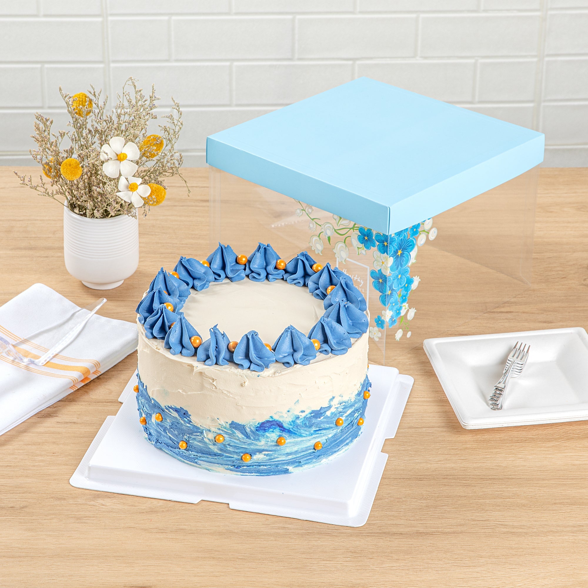 Sweet Vision Square Clear Plastic Cake Box - Blue Lid and White Base, Blue Ribbon, Flower Accent - 8 1/2" x 8 1/2" x 6 3/4" - 10 count box