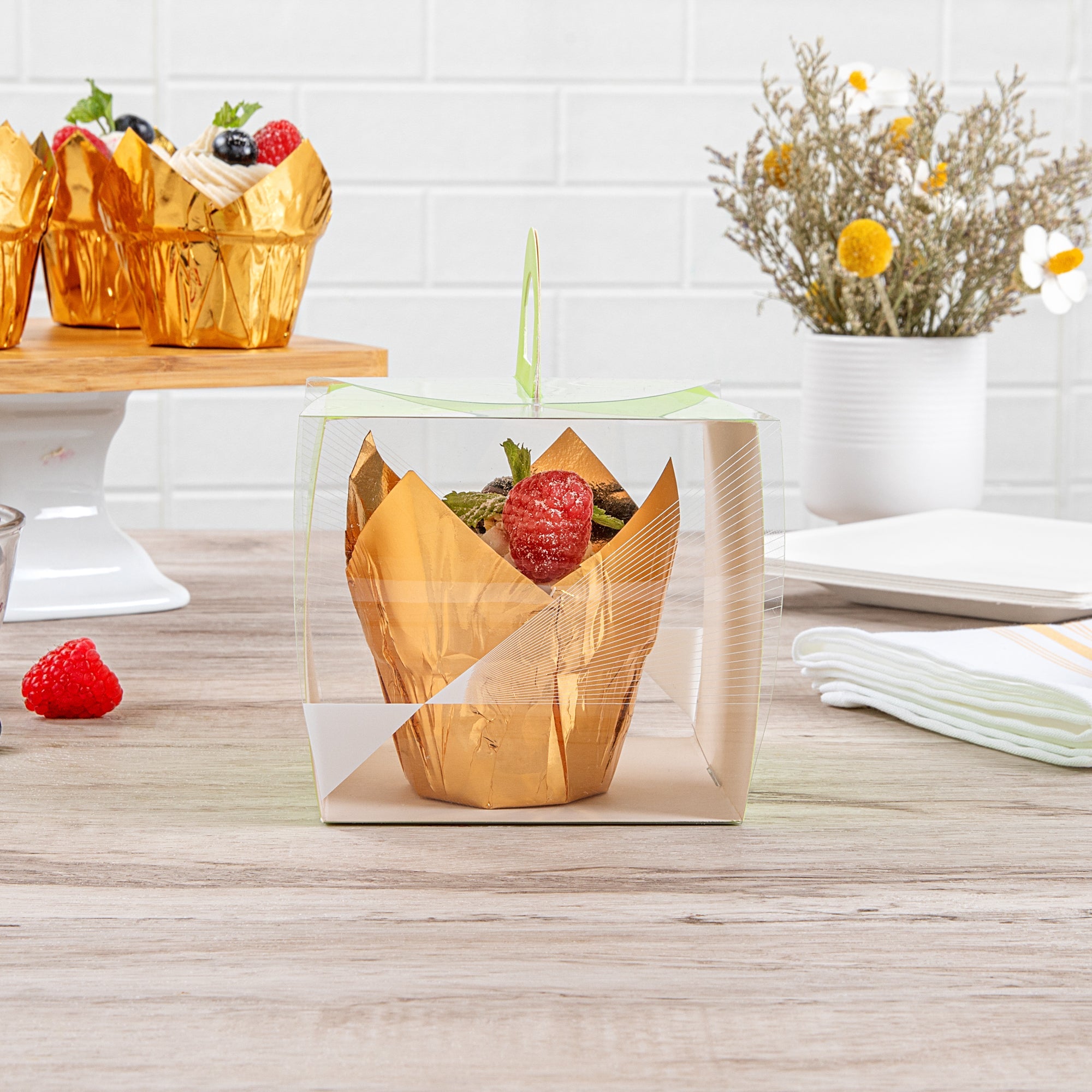 Sweet Vision Square Clear Plastic Cupcake Box - with Handle, Yellow Paper Wrap, Geometric Line Accent - 4" x 4" x 4 1/4" - 100 count box