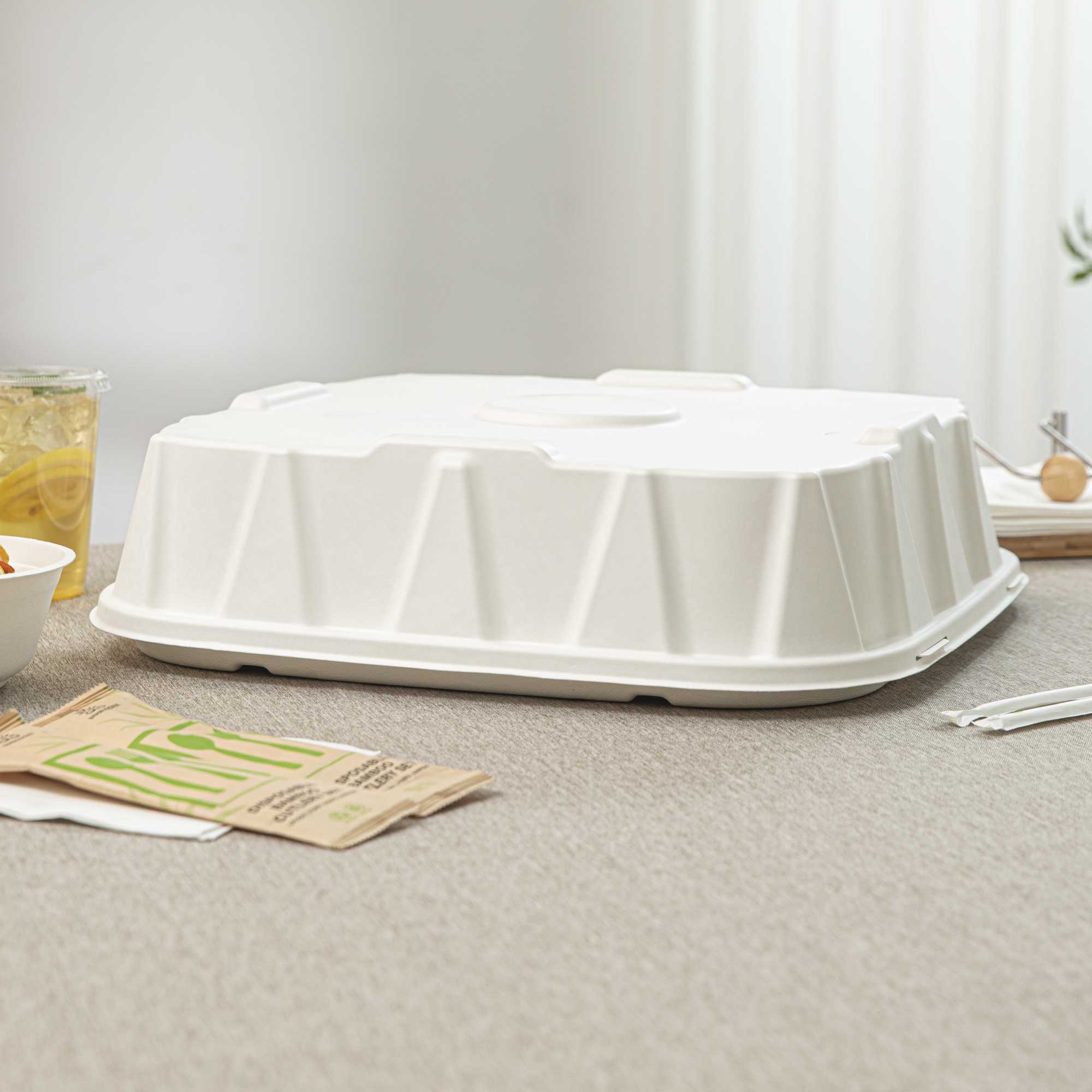 Pulp Safe No PFAS Added Square White Sugarcane / Bagasse Tray Lid - Home Compostable, Fits 18" - 100 count box