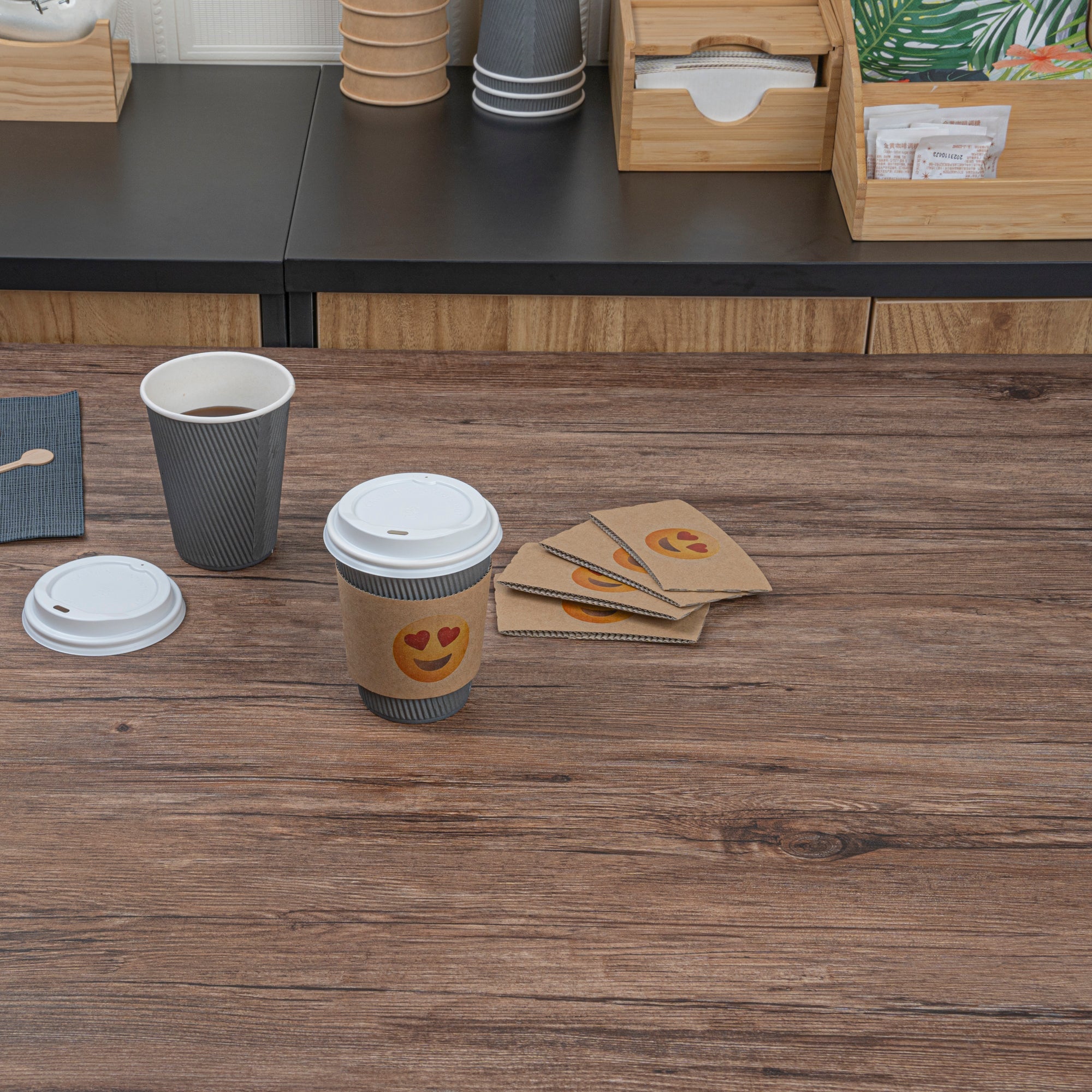 Restpresso Kraft Paper Heart Eyes Emoji Coffee Cup Sleeve - Fits 12 / 16 / 20 oz Cups - 1000 count box