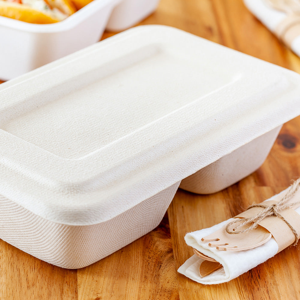 Pulp Tek Rectangle Natural Sugarcane / Bagasse Lid - Fits 2-Compartment Take Out Container - 9 1/4" x 5 3/4" x 1/2" - 100 count box