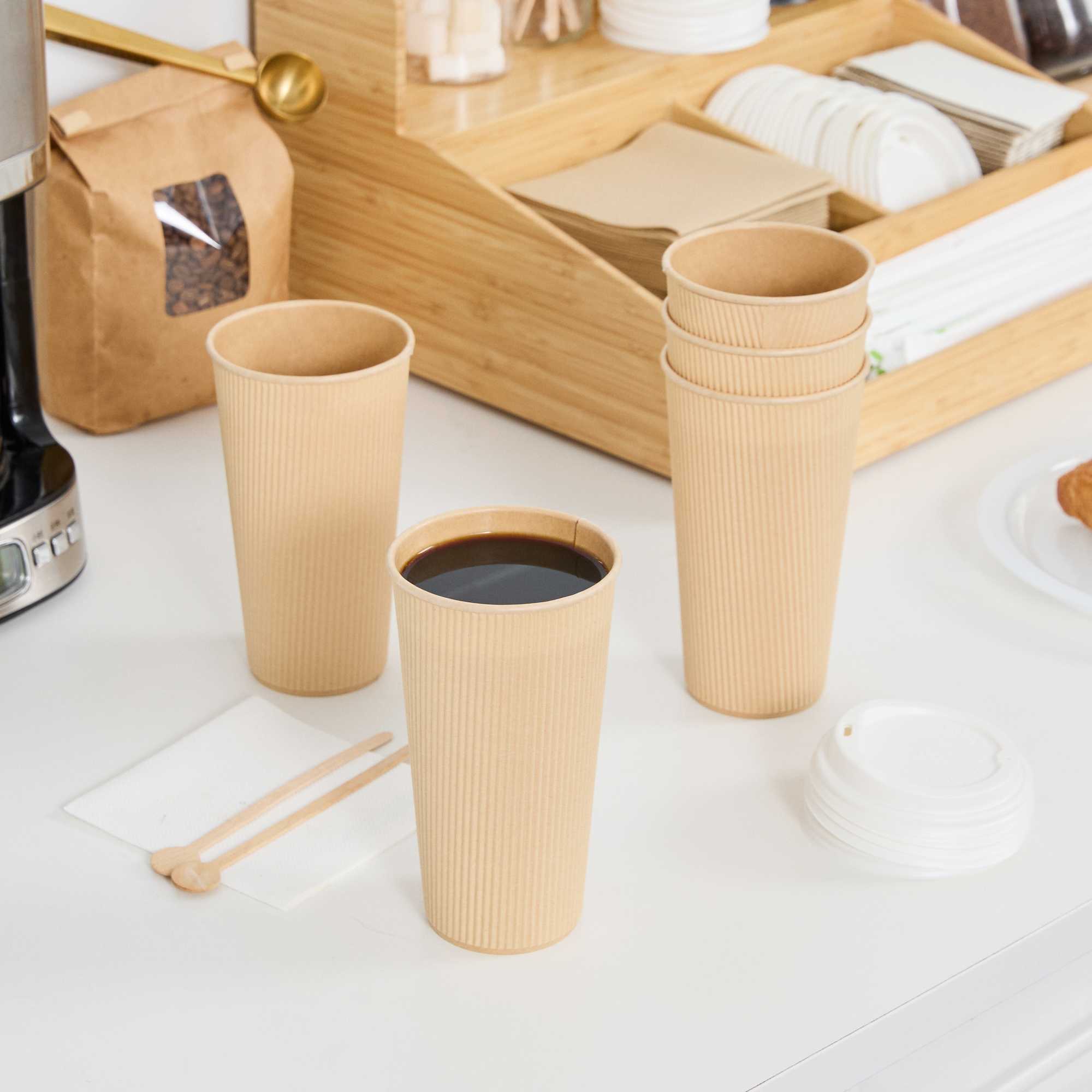 Restpresso 20 oz Kraft Paper Coffee Cup - Ripple Wall - 3 1/2" x 3 1/2" x 6 1/4" - 10 count box