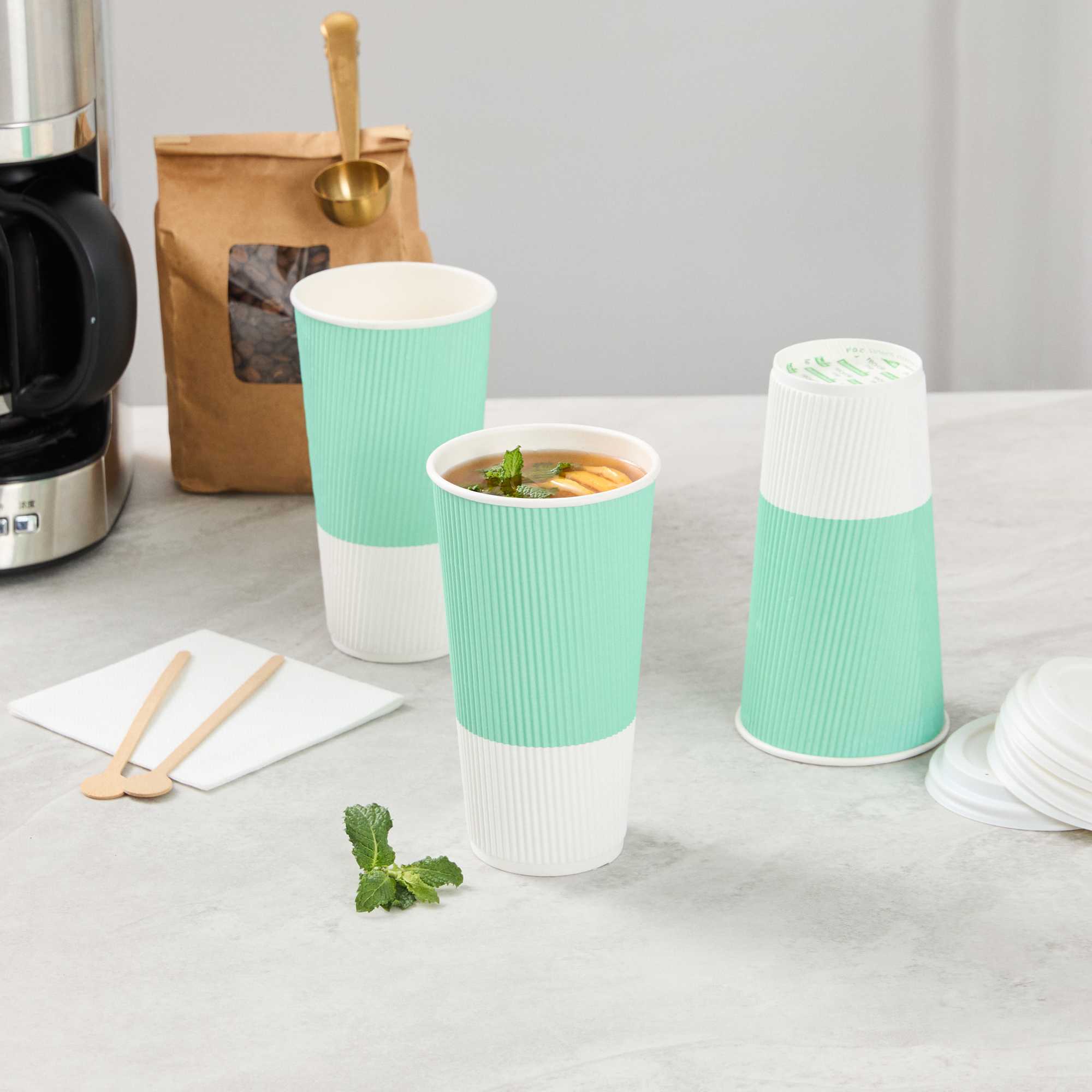 Restpresso 20 oz Light Green Paper Coffee Cup - Ripple Wall - 3 1/2" x 3 1/2" x 6 1/4" - 250 count box