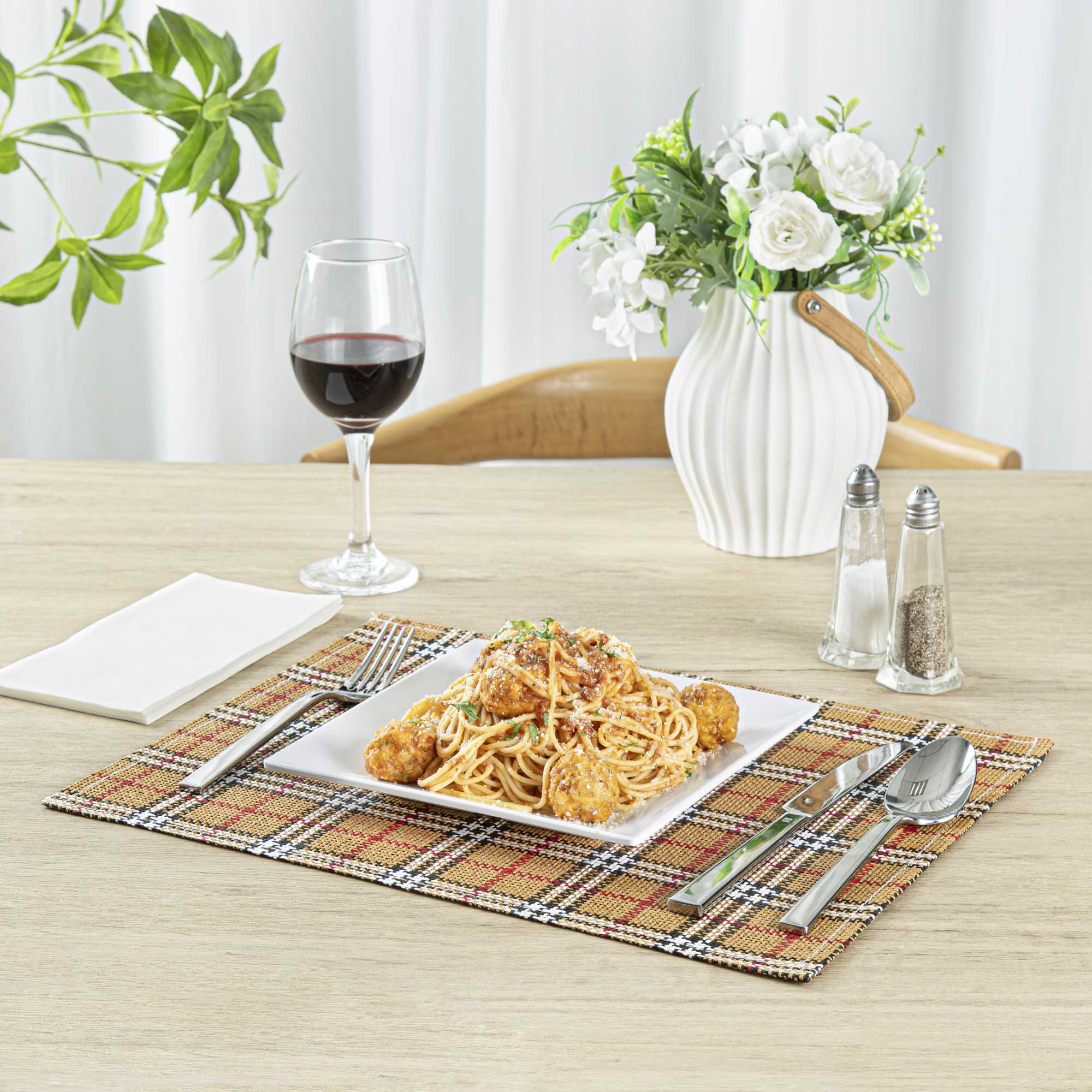 Carmel Mesh Vintage Scotch Plaid Placemat - 16" x 12" - 6 count box