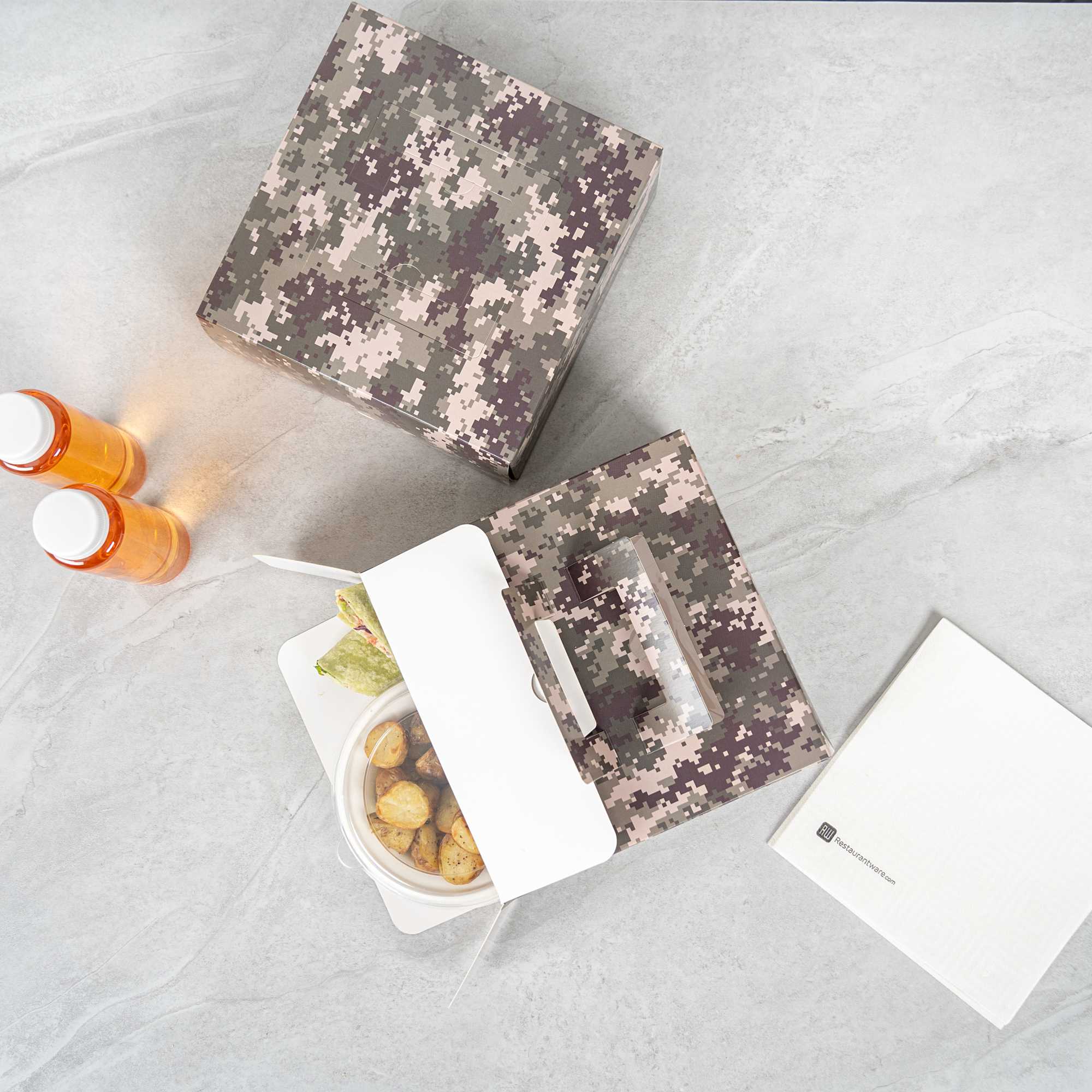 Cater Tek Square Camouflage Paper Cake / Take Out Container - with Pop-Up Handle, Window - 9" x 9" x 3 1/2" - 50 count box