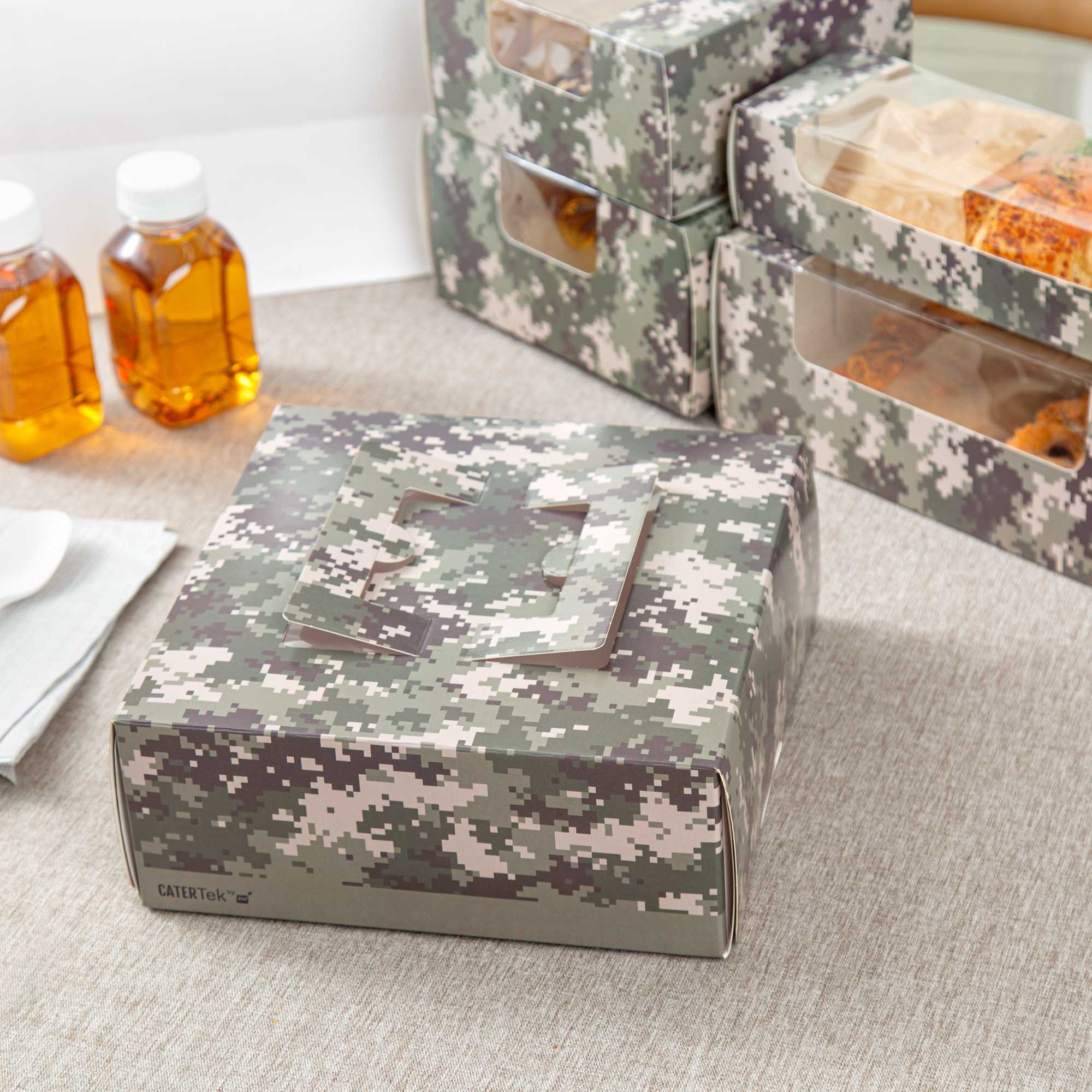 Cater Tek Square Camouflage Paper Cake / Take Out Container - with Pop-Up Handle, Window - 9" x 9" x 3 1/2" - 50 count box