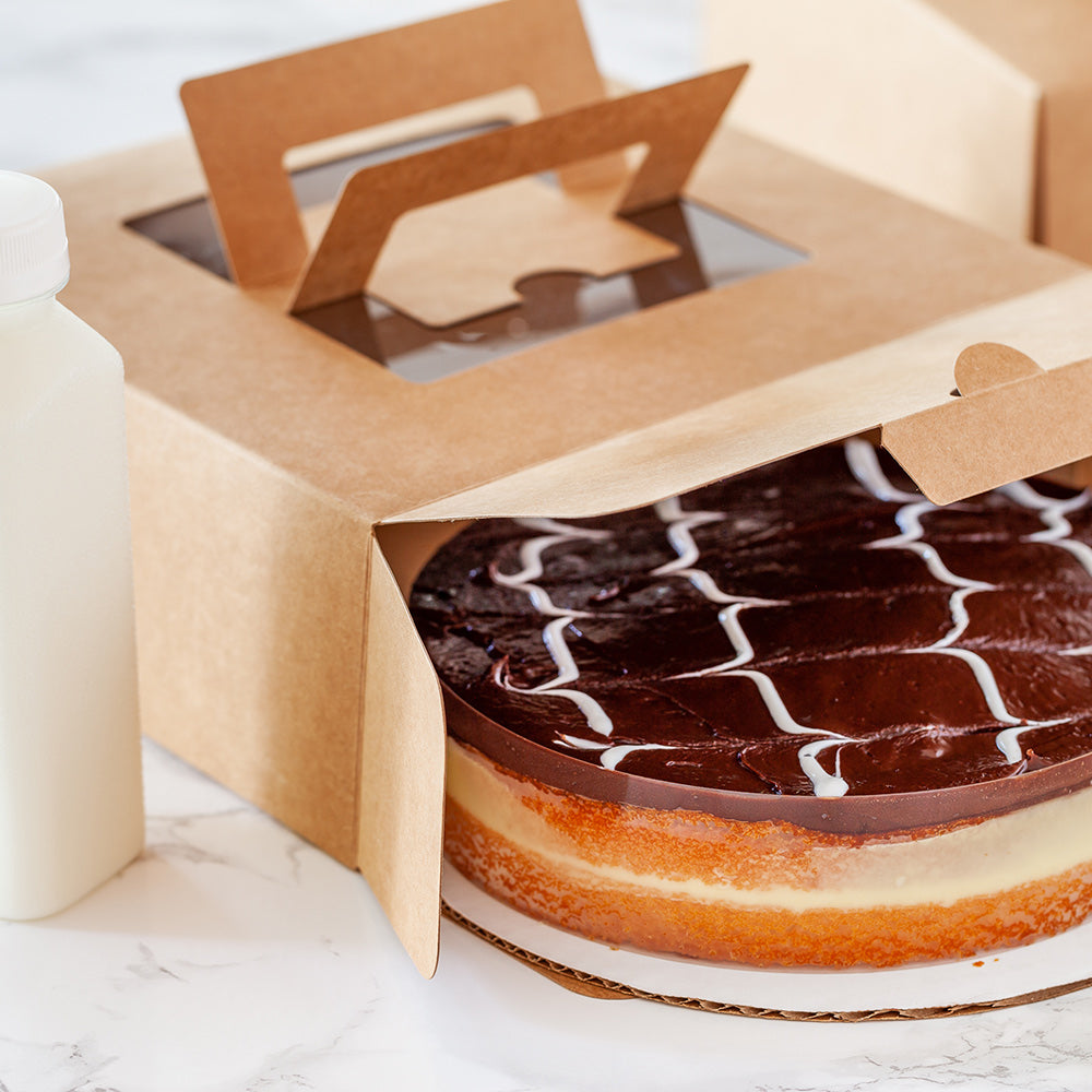 Cater Tek Square Kraft Paper Cake / Take Out Container - with Pop-Up Handle, Window - 9" x 9" x 3 1/2" - 50 count box