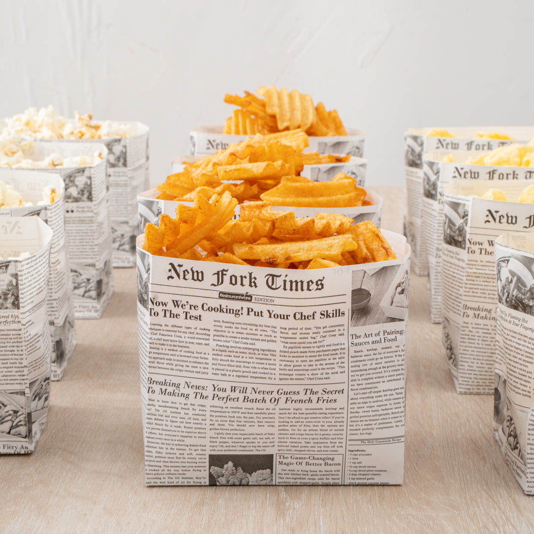 Bag Tek Newsprint Paper Large Snack Bag - 4 1/4" x 2 1/2" x 3 3/4" - 100 count box