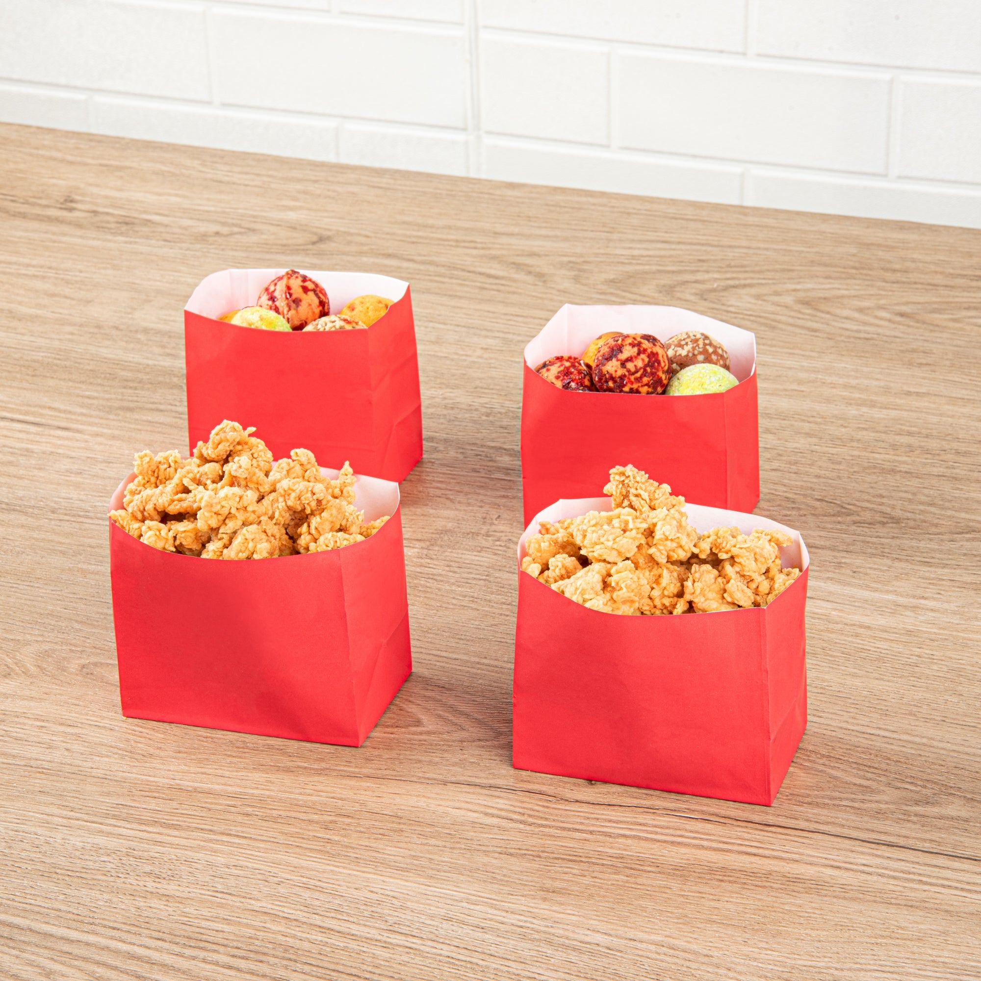 Bag Tek Red Paper Large Snack Bag - 4 1/4" x 2 1/2" x 3 3/4" - 100 count box