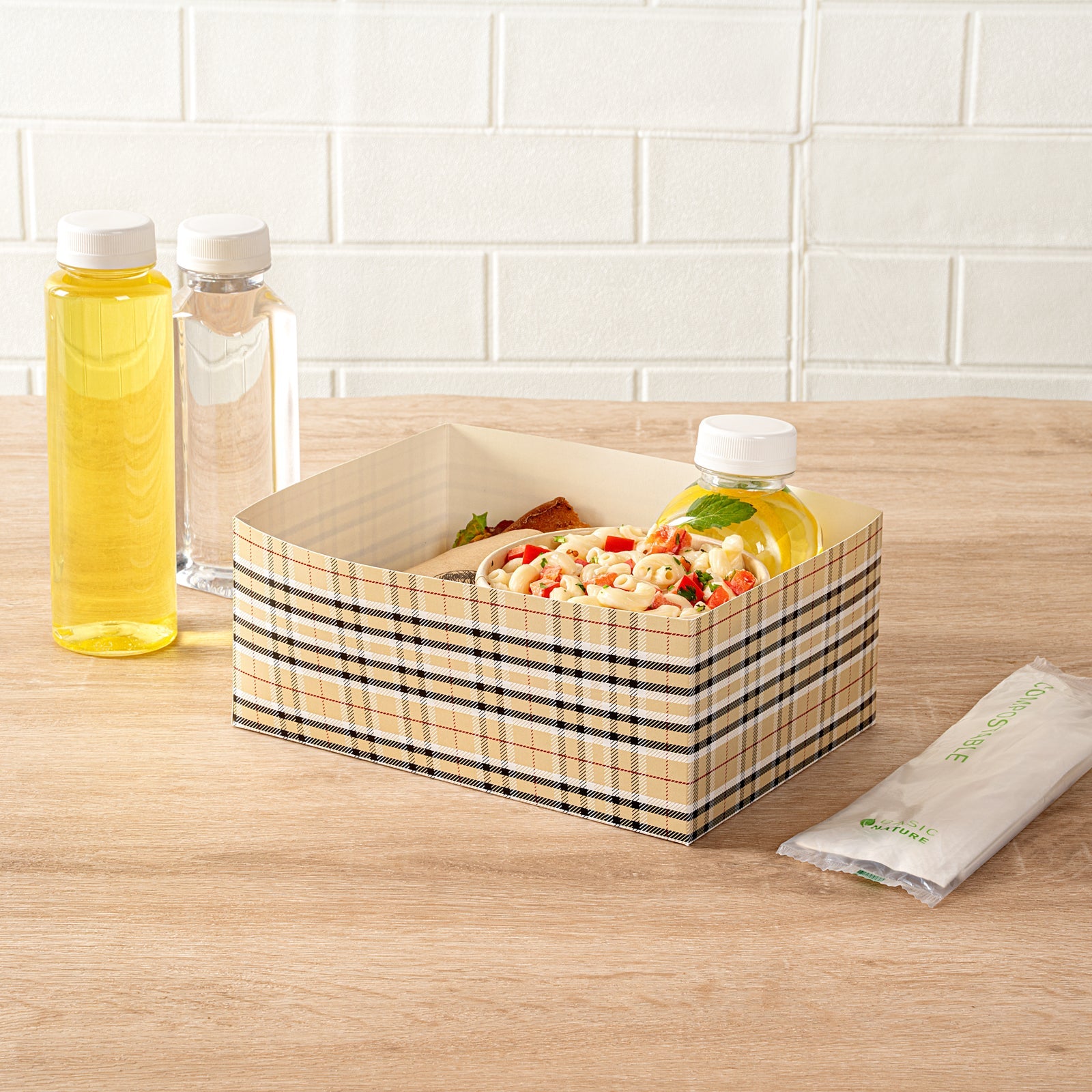 Bio Tek Rectangle Plaid Paper Sandwich / Burger Open Tray - 8 1/2" x 6" x 3 1/2" - 100 count box