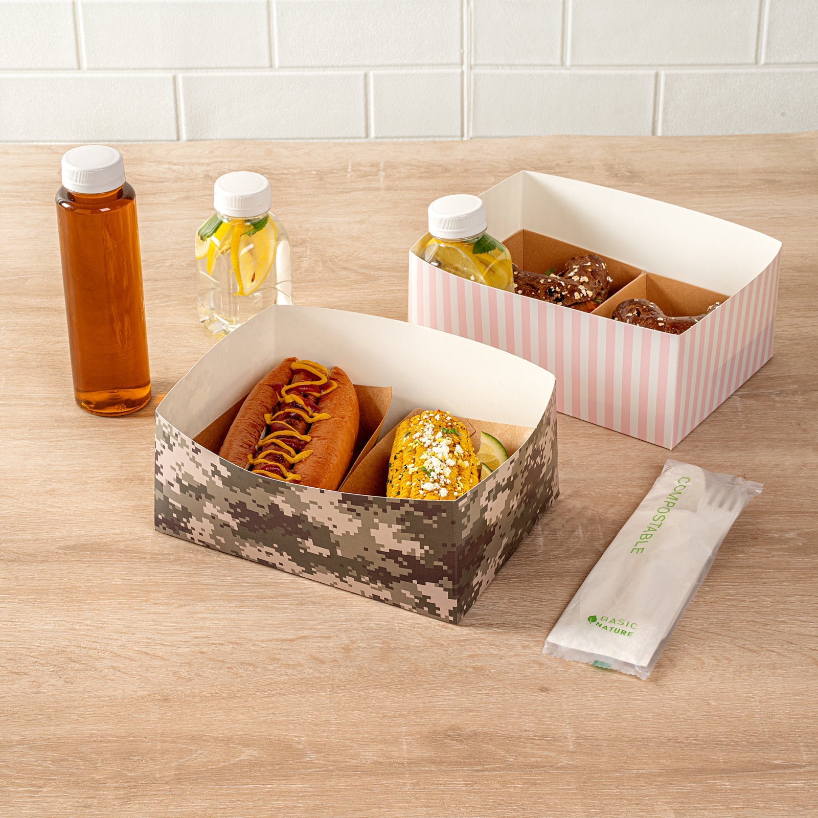 Bio Tek Rectangle Camouflage Paper Sandwich / Burger Open Tray - 8 1/2" x 6" x 3 1/2" - 100 count box