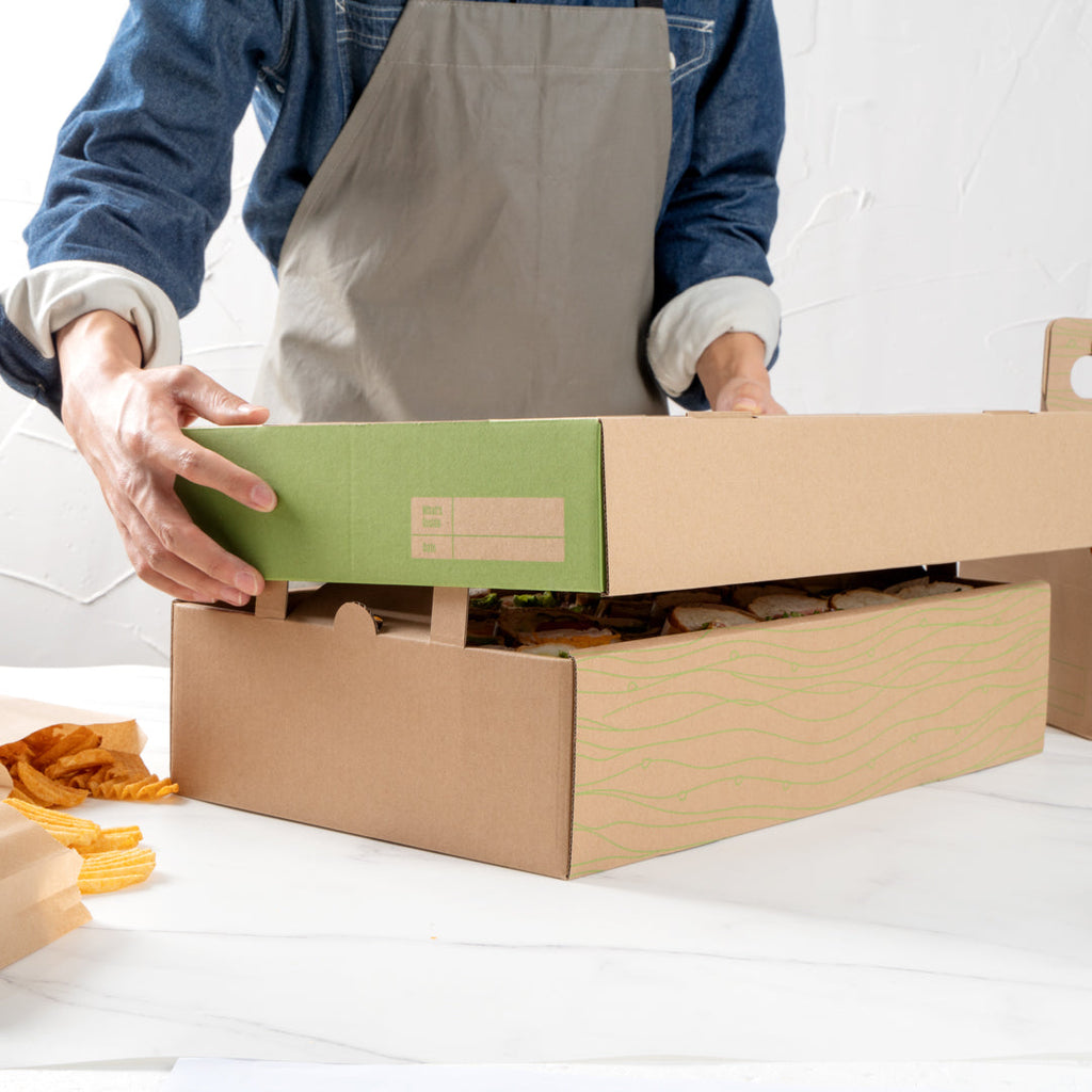 Cater Tek Rectangle Kraft and Green Paper Catering Tray - with Cover - 20" x 11 3/4" x 3 1/4" - 10 count box
