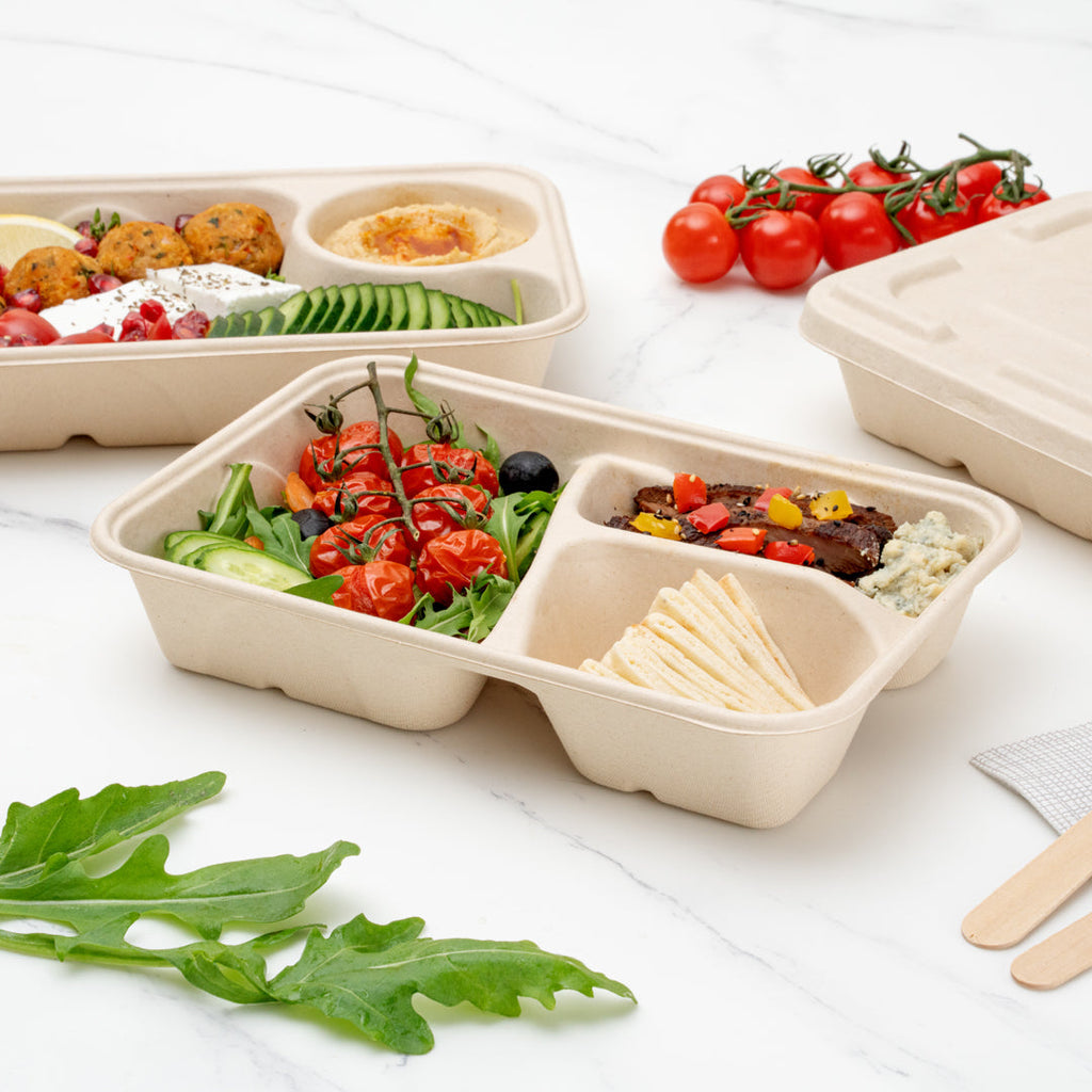 Pulp Tek 30 oz Rectangle Natural Sugarcane / Bagasse To Go Container - 3-Compartment - 9 1/2" x 6 1/4" x 1 3/4" - 100 count box