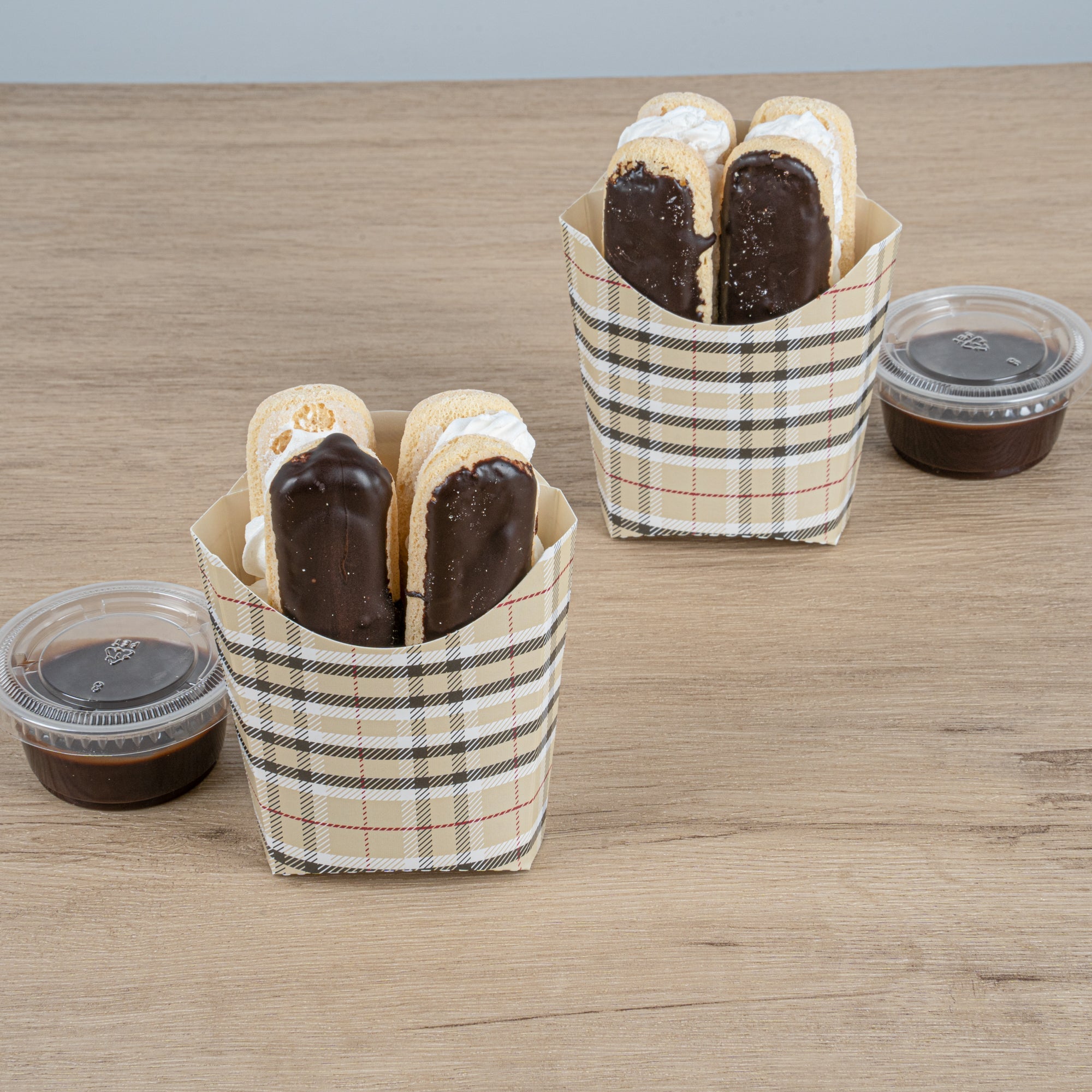 Bio Tek 2 oz Plaid Paper Fry Cup / Snack Container - 4" x 2 3/4" x 3 1/2" - 100 count box