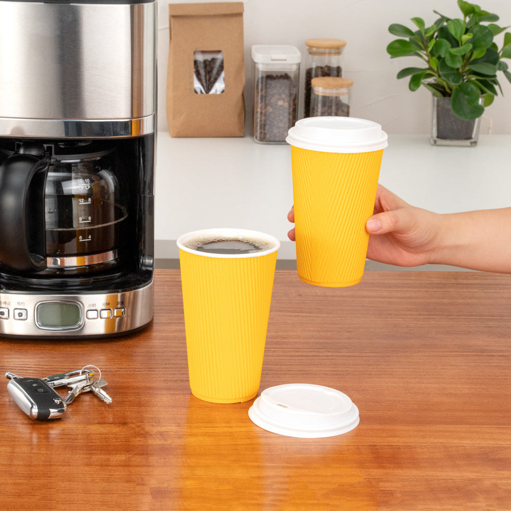 Restpresso 16 oz Yellow Paper Ripple Wall Coffee Cup - with White Lid - 3 1/2" x 3 1/2" x 6 1/4" - 20 count box