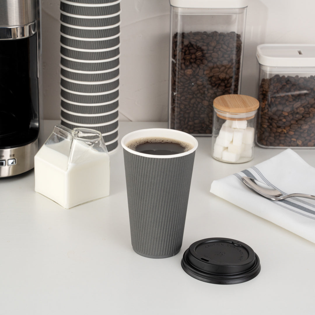 Restpresso 16 oz Gray Paper Ripple Wall Coffee Cup - with Black Lid - 3 1/2" x 3 1/2" x 6 1/4" - 20 count box