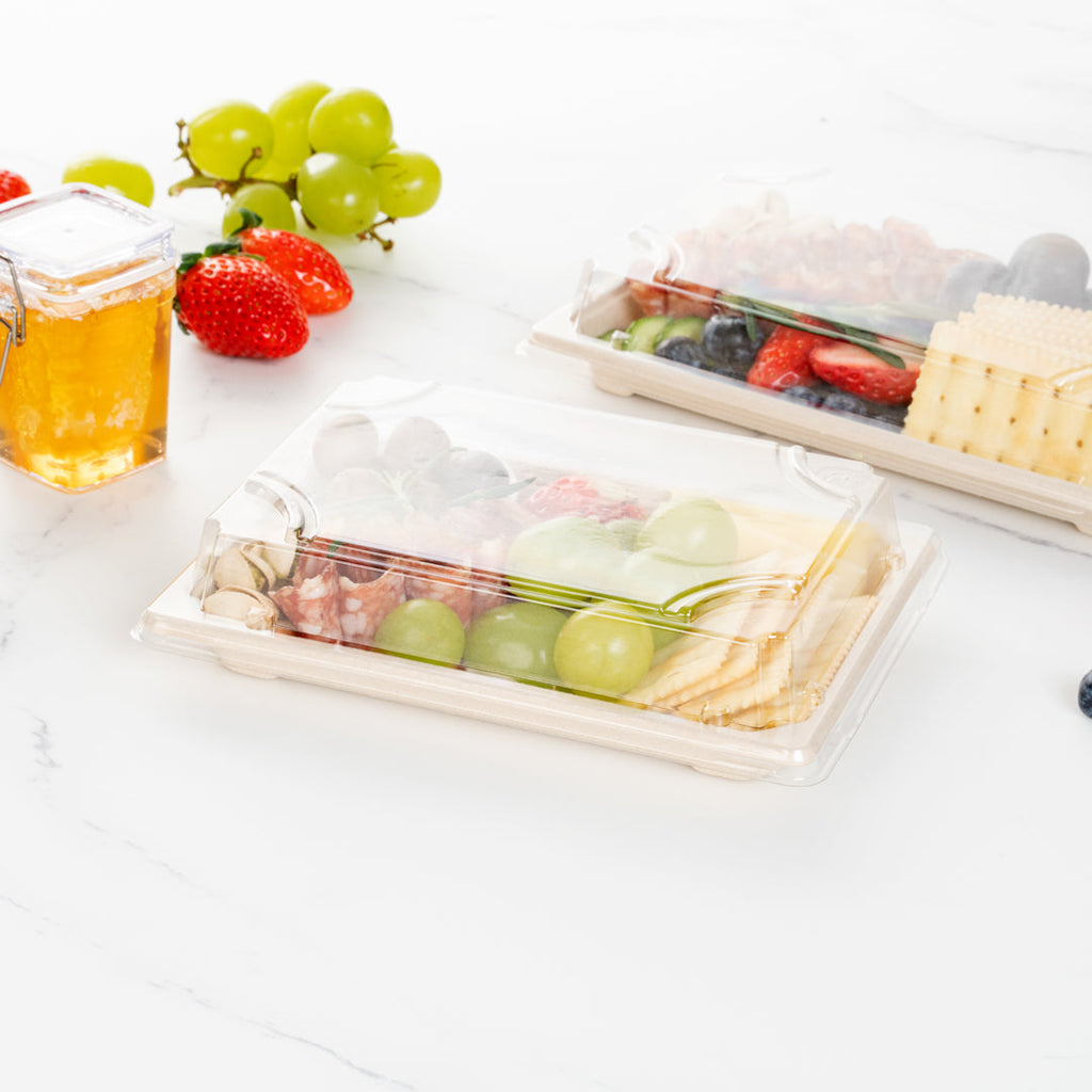 Pulp Tek Rectangle Clear Plastic Lid - Fits Medium Sushi Tray - 7 1/4" x 5" x 1 1/4" - 100 count box