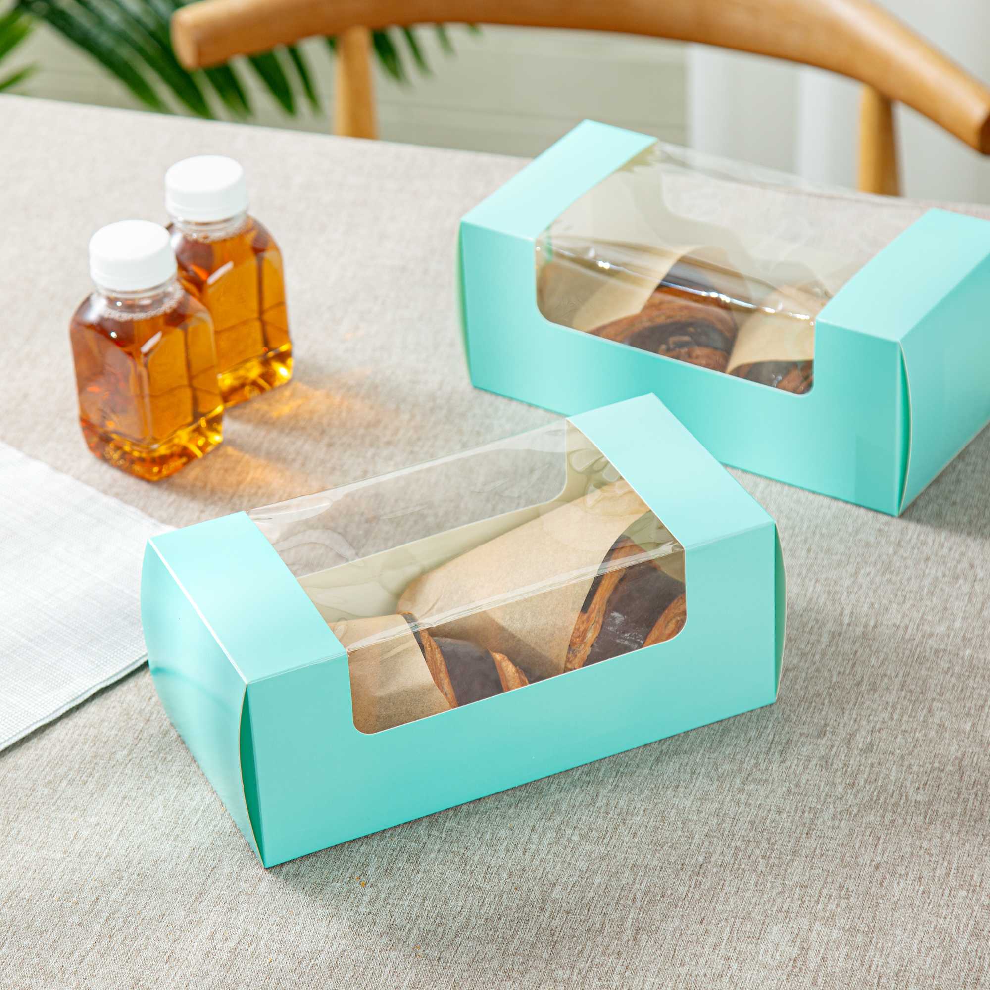 Pastry Tek Turquoise Paper Pastry / Cake Box - with Window - 9 3/4" x 4 3/4" x 4" - 100 count box